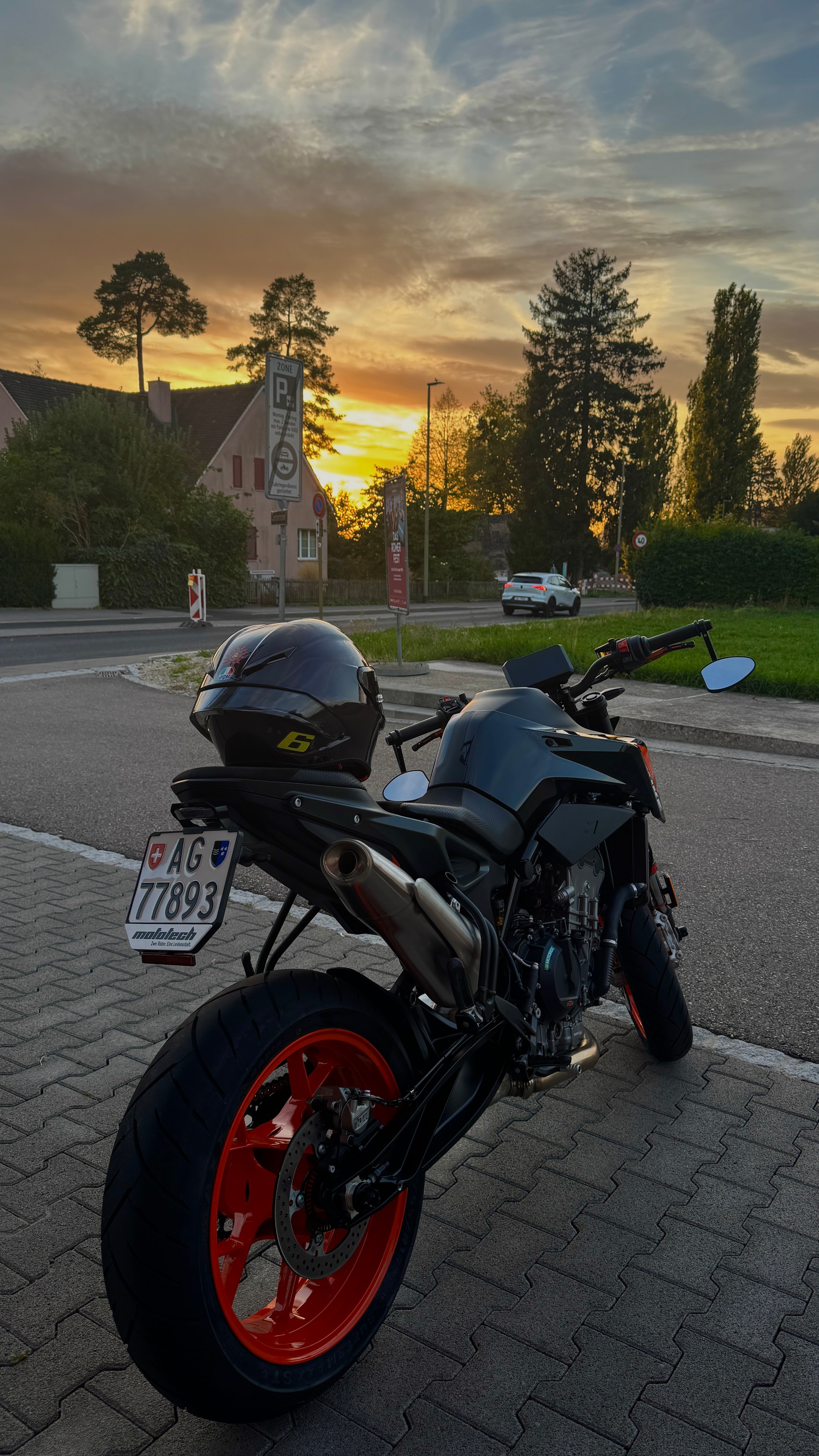 KTM 790 Duke-image-0