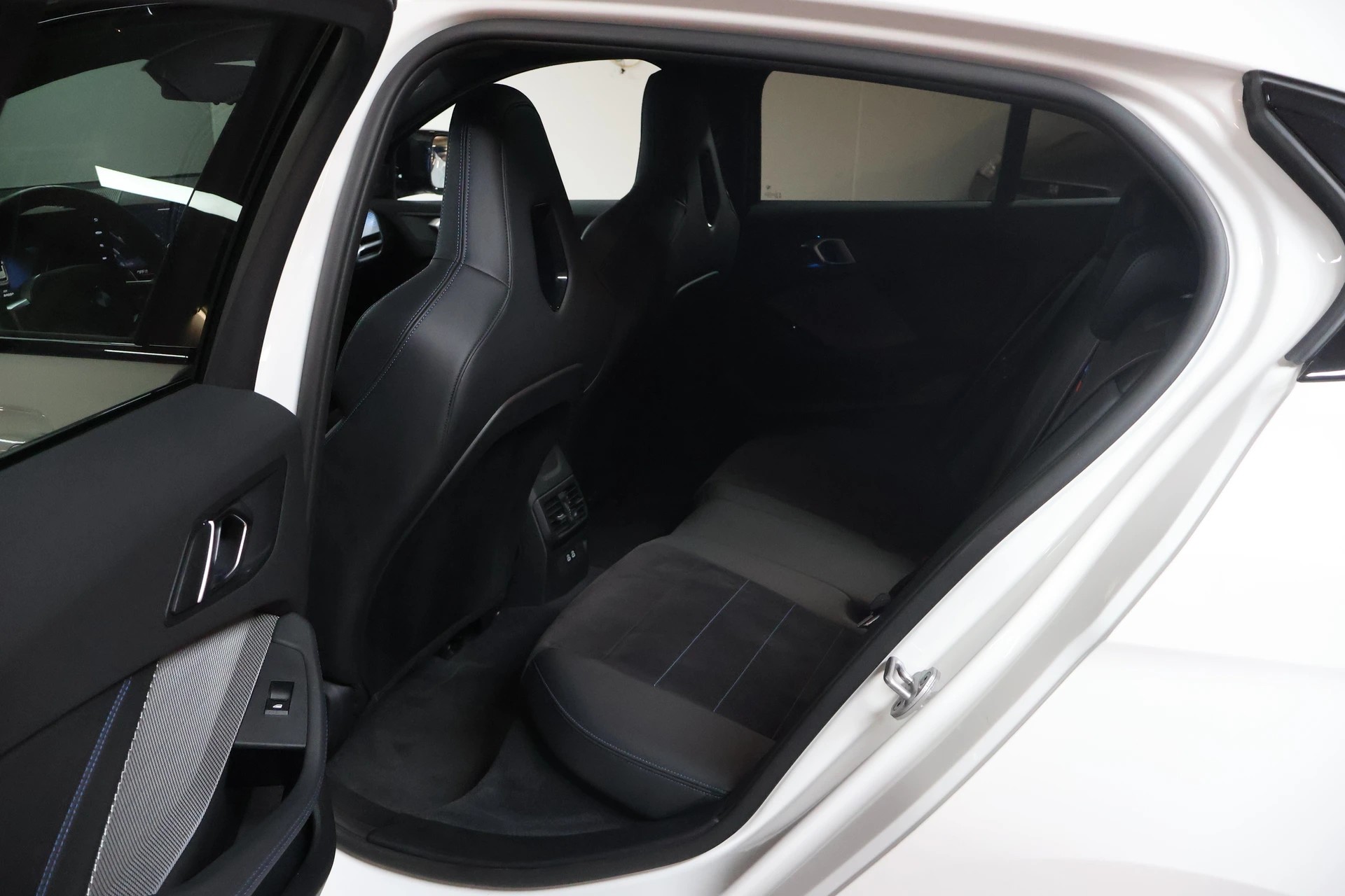 BMW M135 xDrive M Sport Pro-image-16