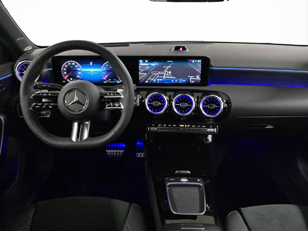MERCEDES-BENZ A 200 AMG Line Night Star-image-13