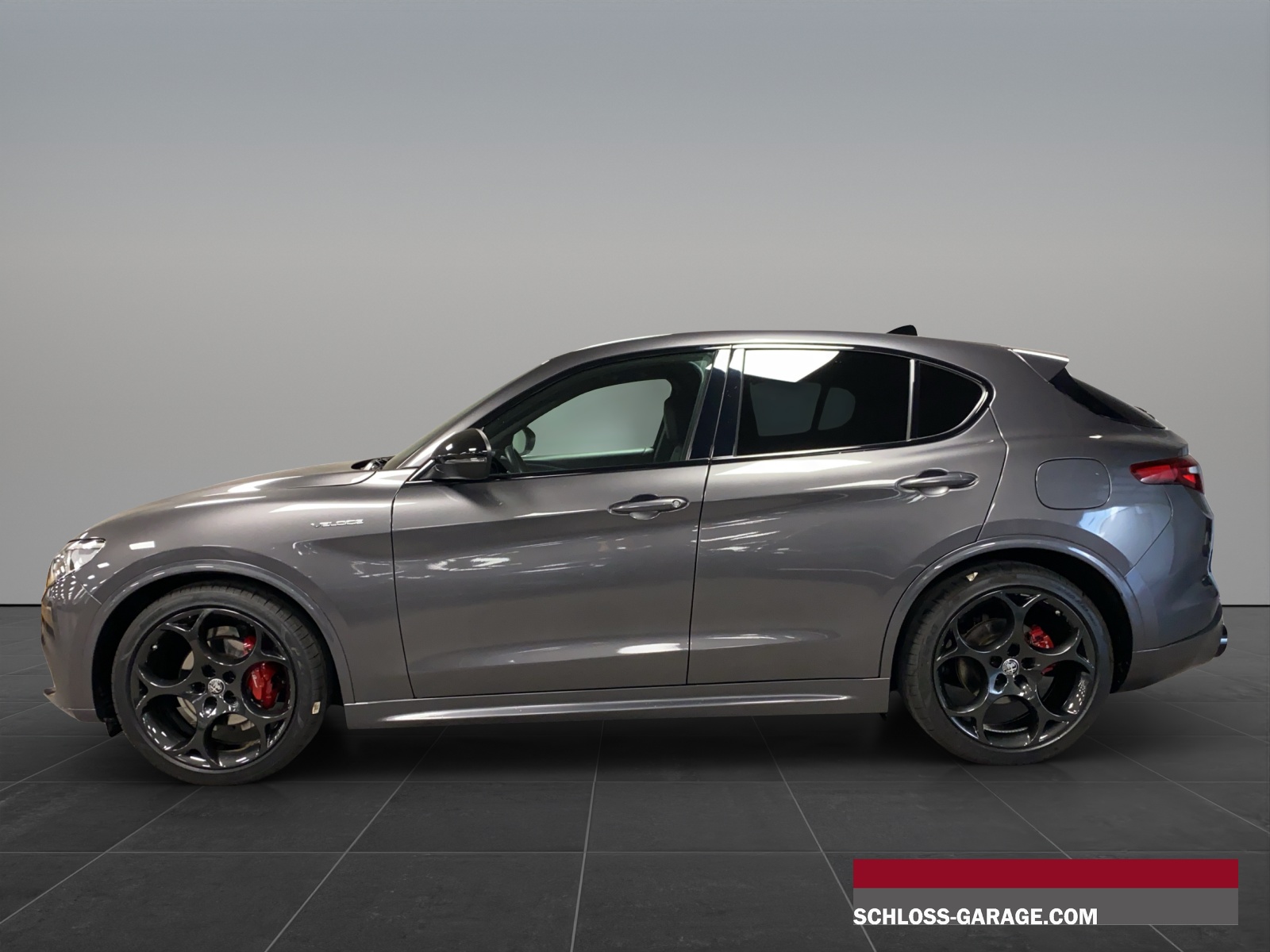 ALFA ROMEO STELVIO 2.0 Q4 280 Veloce P-showroom-element-2