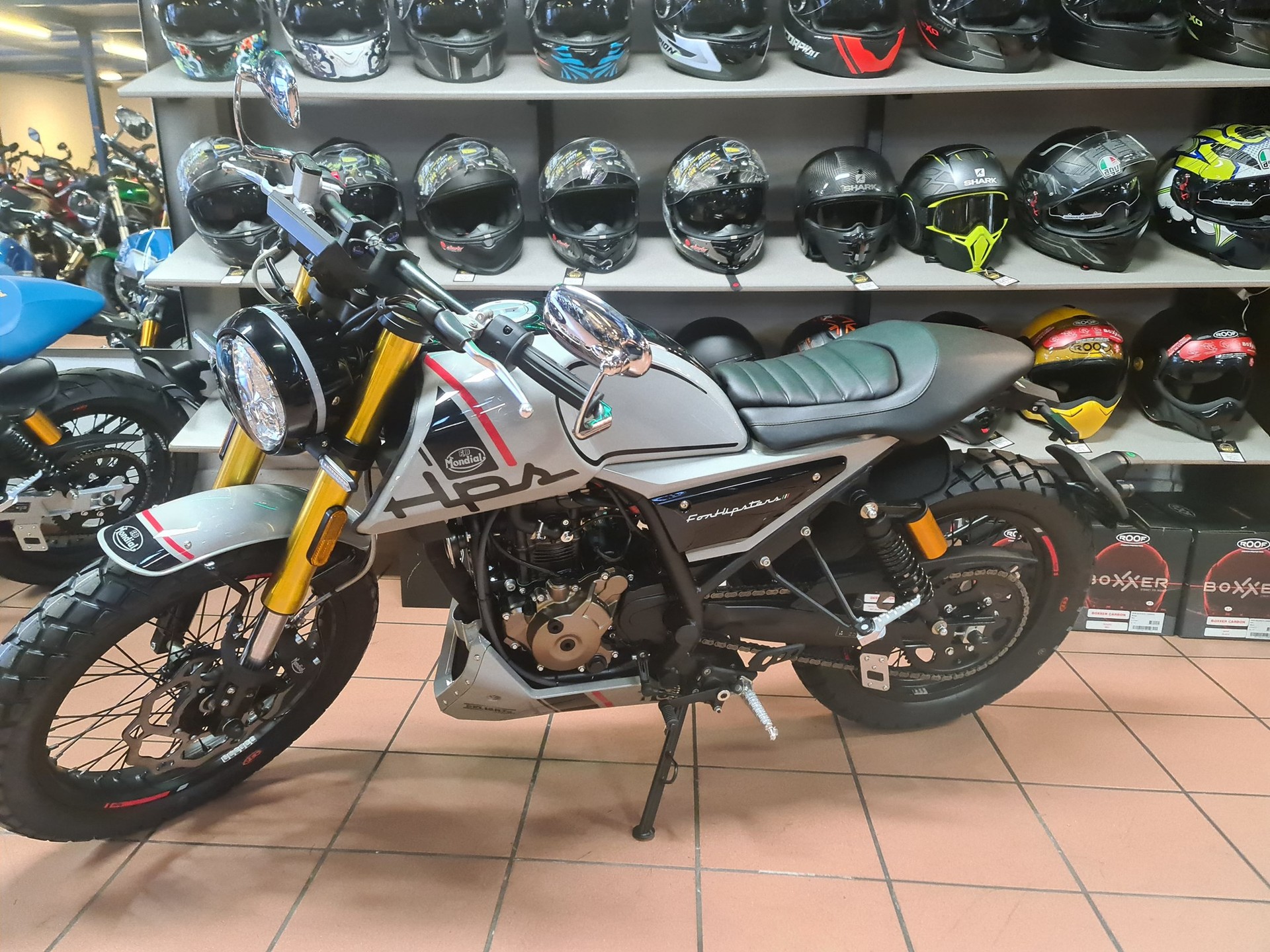 MONDIAL HPS 125-image-2