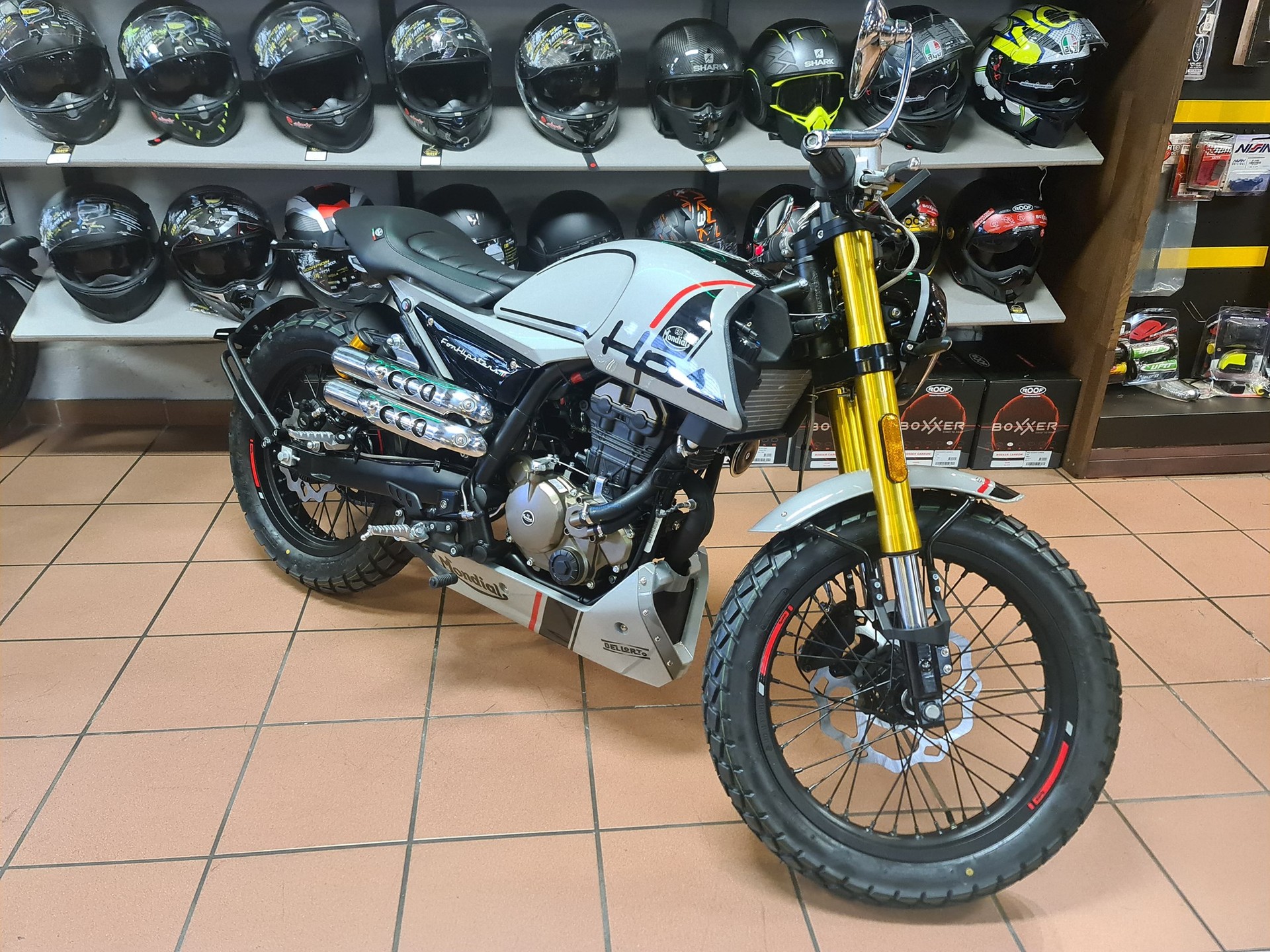 MONDIAL HPS 125-image-6