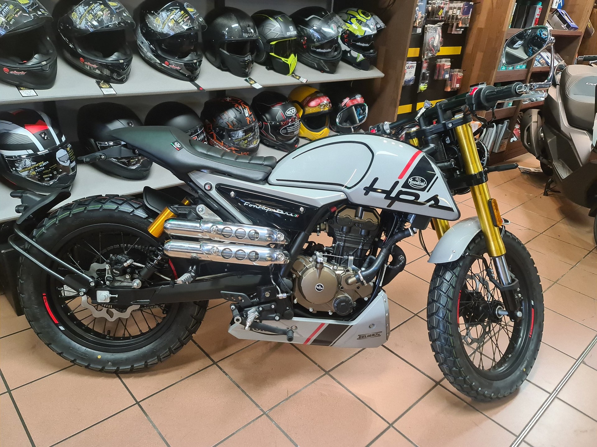 MONDIAL HPS 125-image-9
