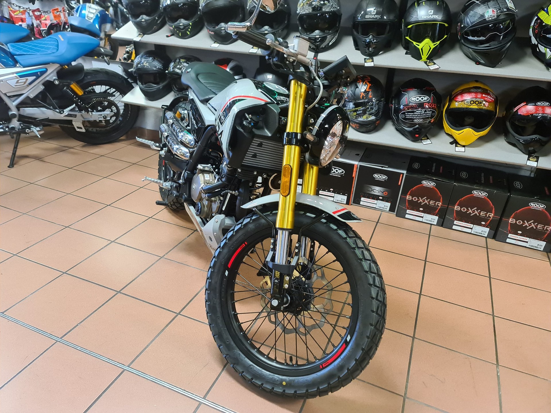 MONDIAL HPS 125-image-10