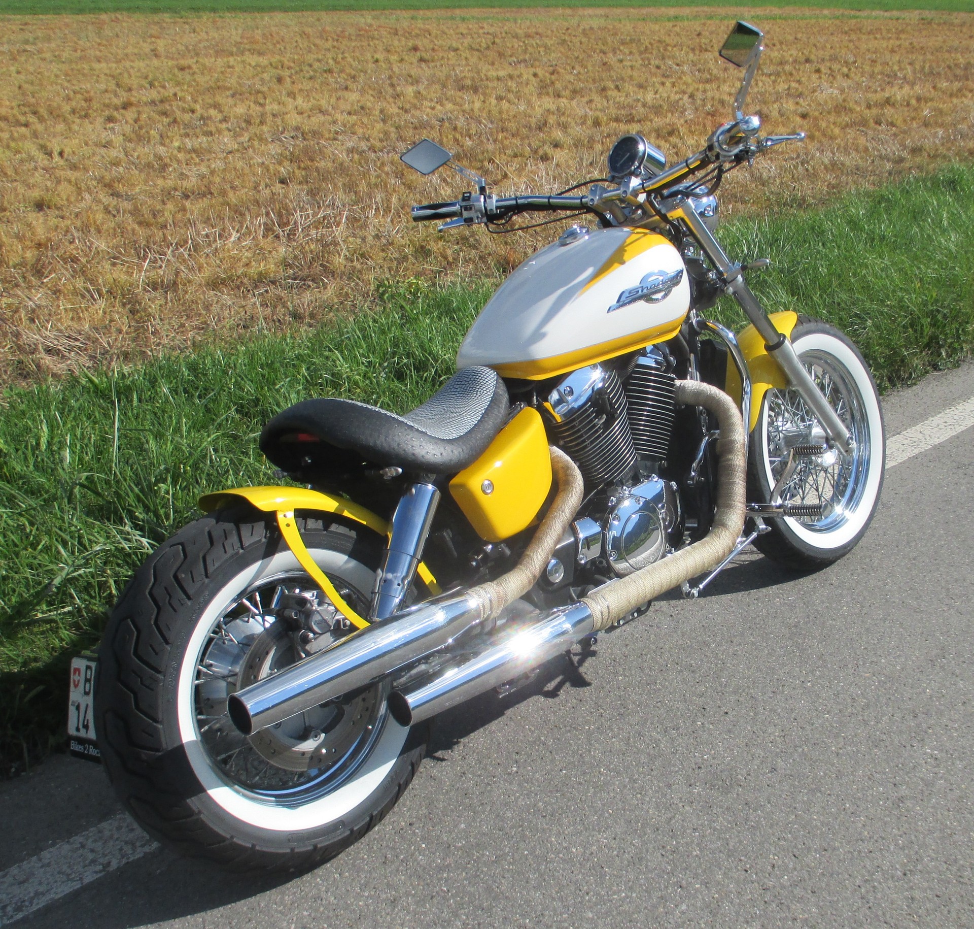 HONDA VT 1100 C2 S-W Shadow-image-2