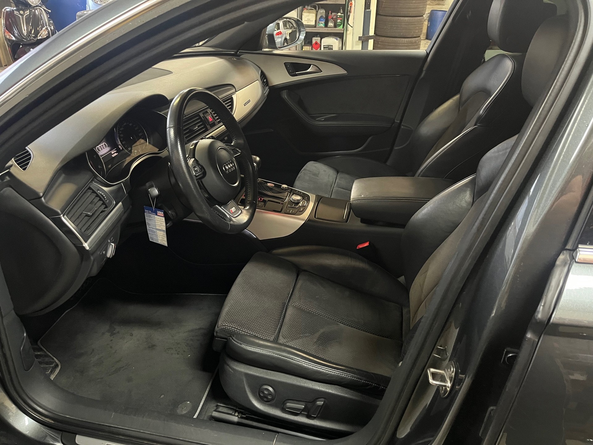 AUDI A6 Avant 3.0 TFSI V6 quattro S-tronic-image-6