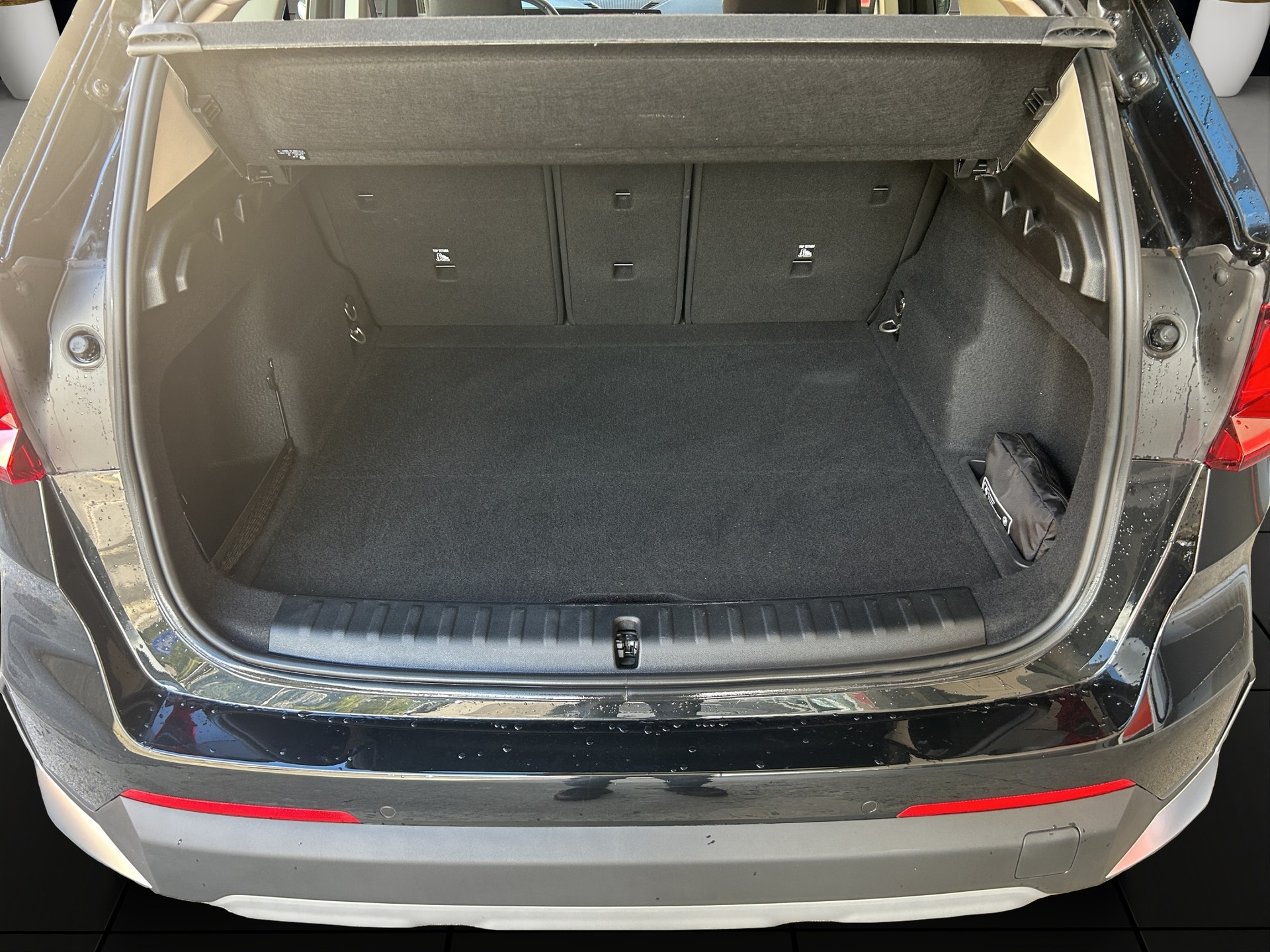 BMW X1 xDrive 20d 48V-image-15
