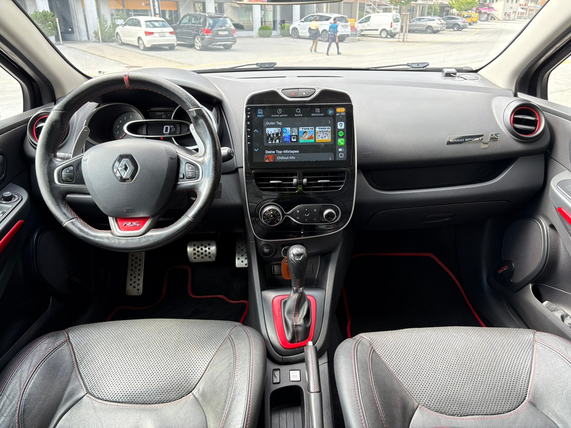 RENAULT Clio 1.6 T RS 200 EDC-image-13