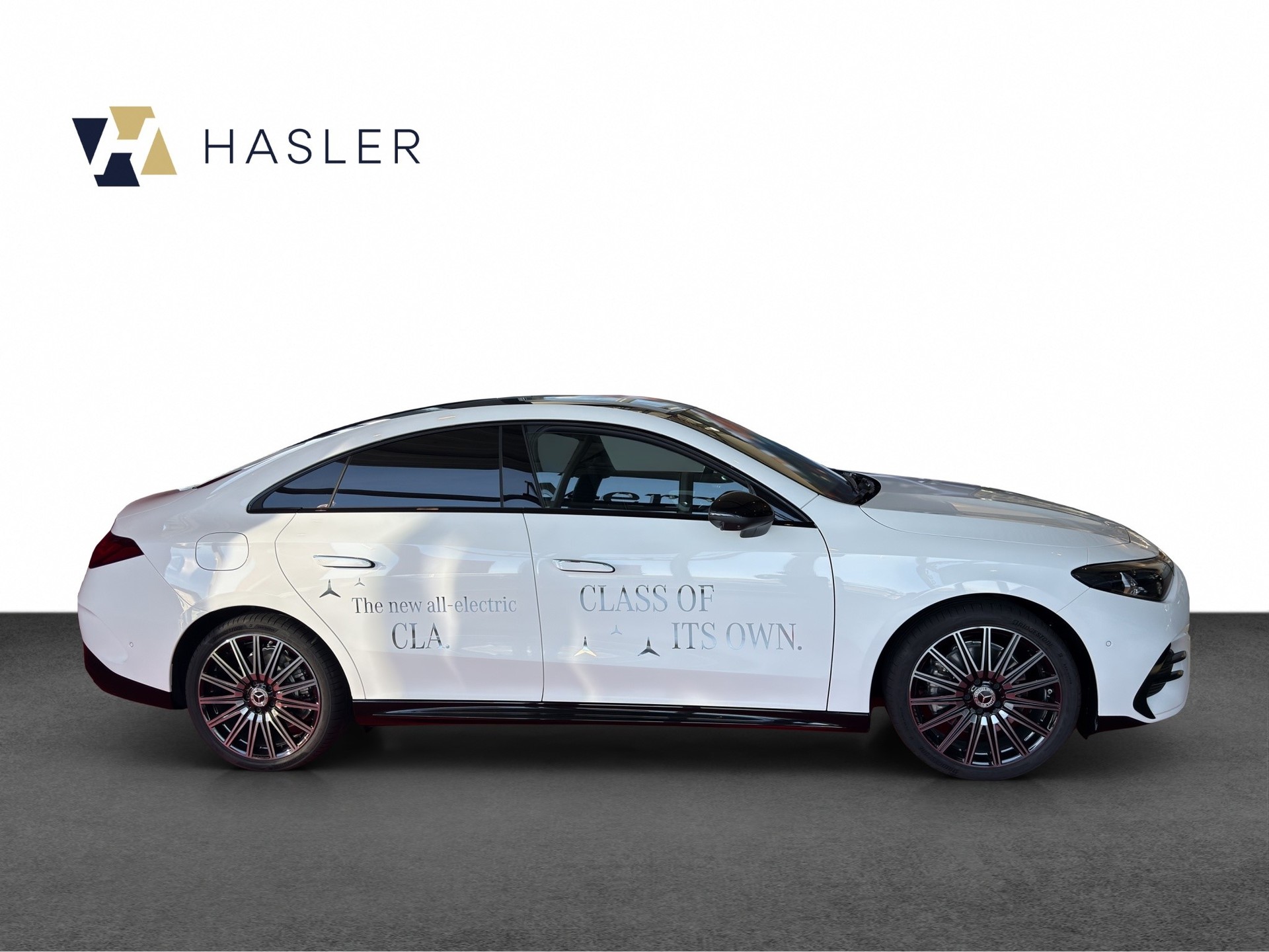 MERCEDES-BENZ CLA 350 4 Matic 85 kWh EQ-image-4
