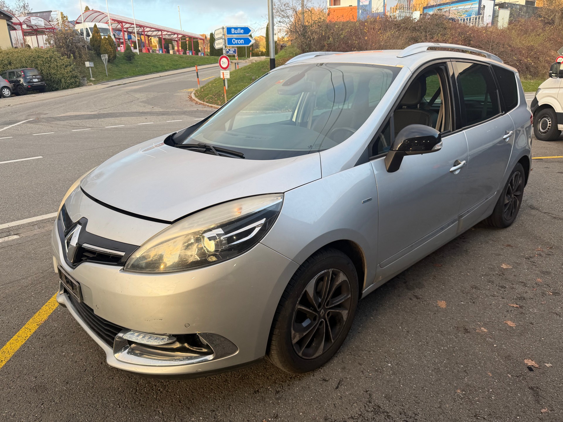 RENAULT Grand Scénic 1.2 16V Turbo Limited-showroom-element-1