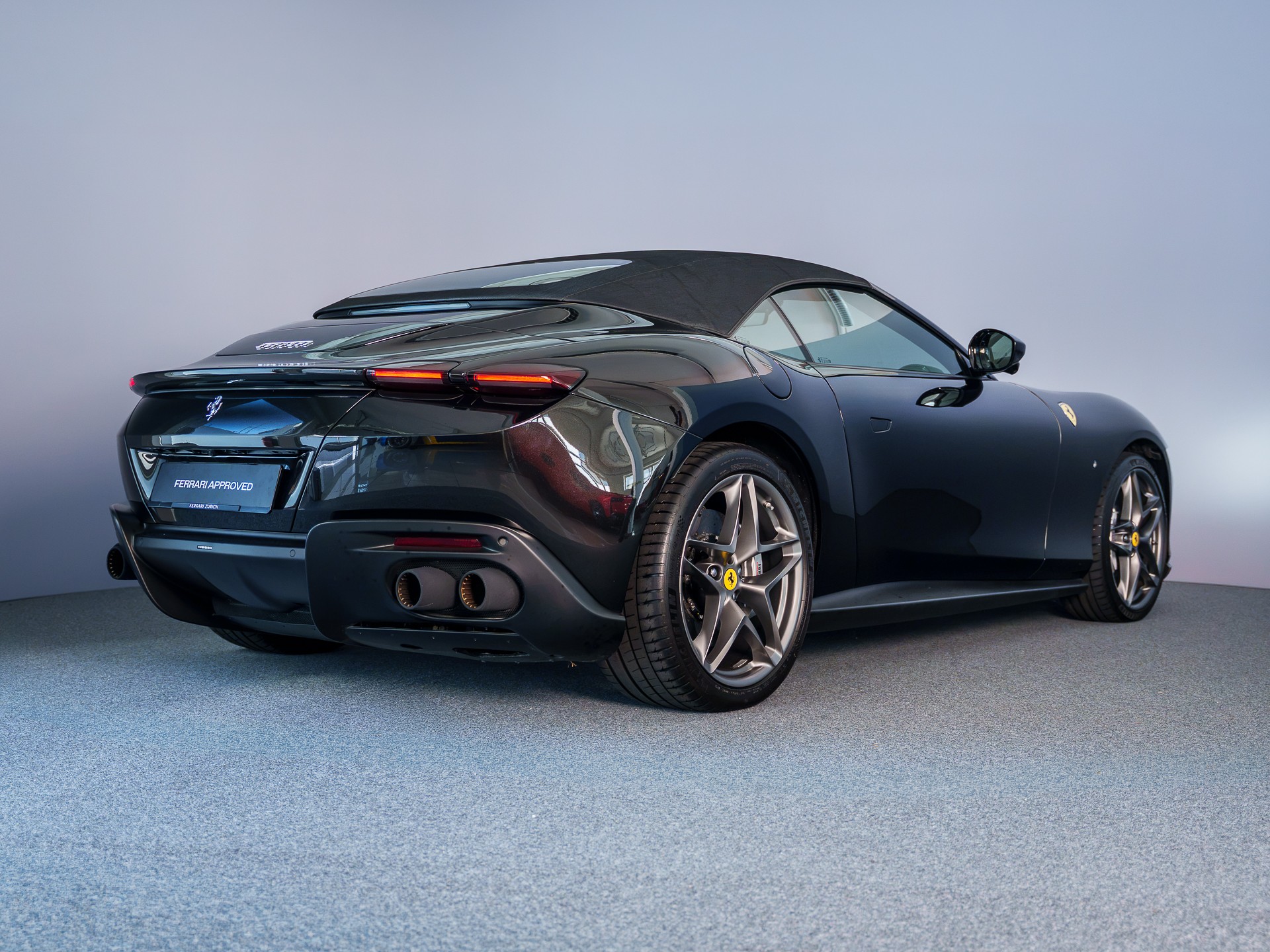 FERRARI Roma Spider 3.9 V8 T Nero Daytona-image-11