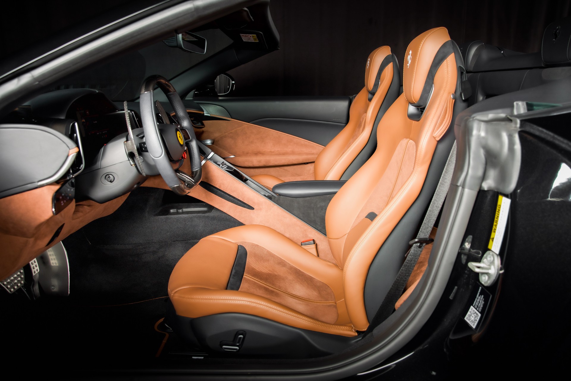 FERRARI Roma Spider 3.9 V8 T Nero Daytona-image-16