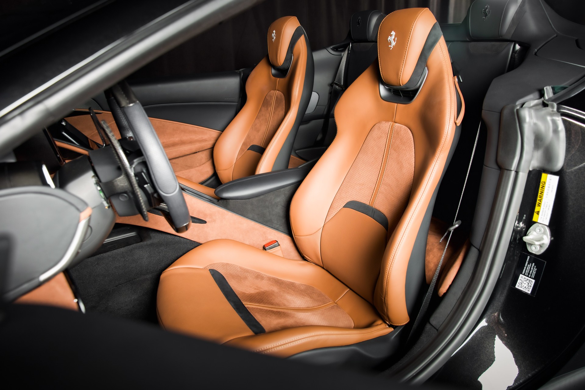 FERRARI Roma Spider 3.9 V8 T Nero Daytona-image-17