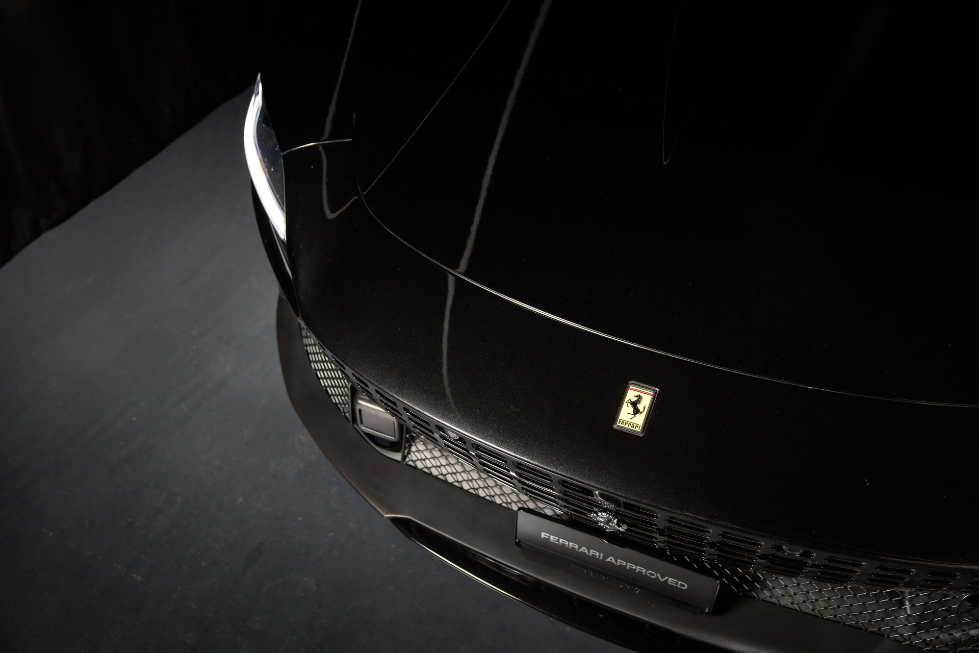FERRARI Roma Spider 3.9 V8 T Nero Daytona-image-9