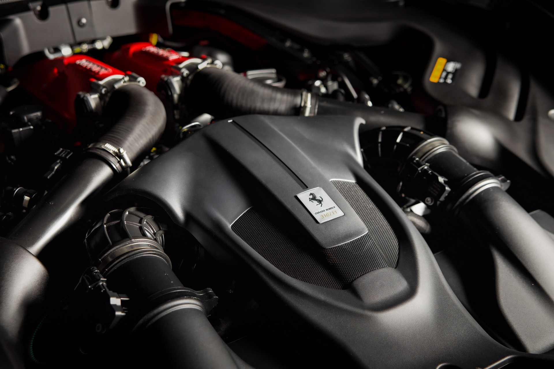 FERRARI Roma Spider 3.9 V8 T Nero Daytona-image-22