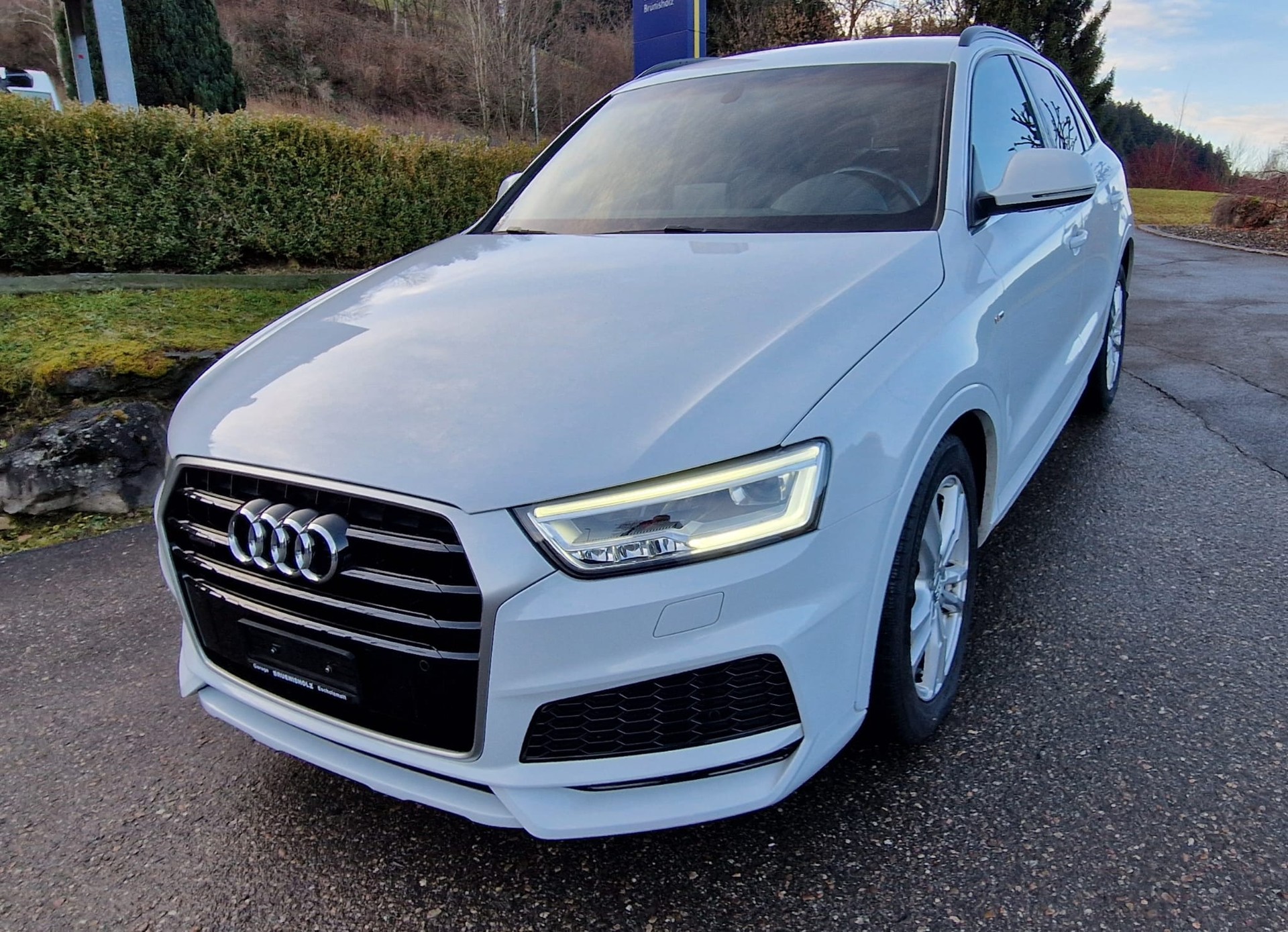 AUDI Q3 2.0 TDI sport quattro S-tronic