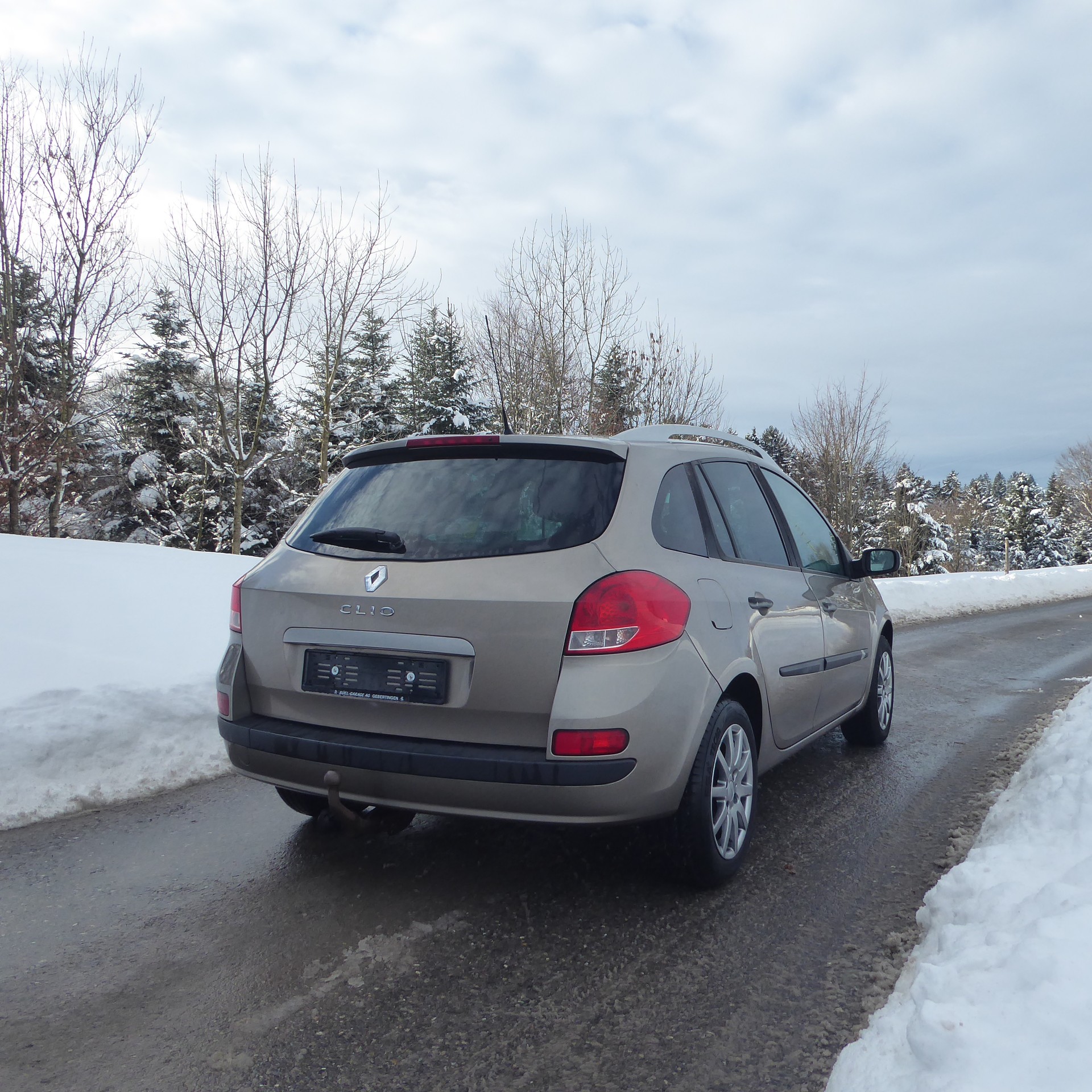 RENAULT Clio Grandtour 1.2 16V Turbo Dynamique-image-2