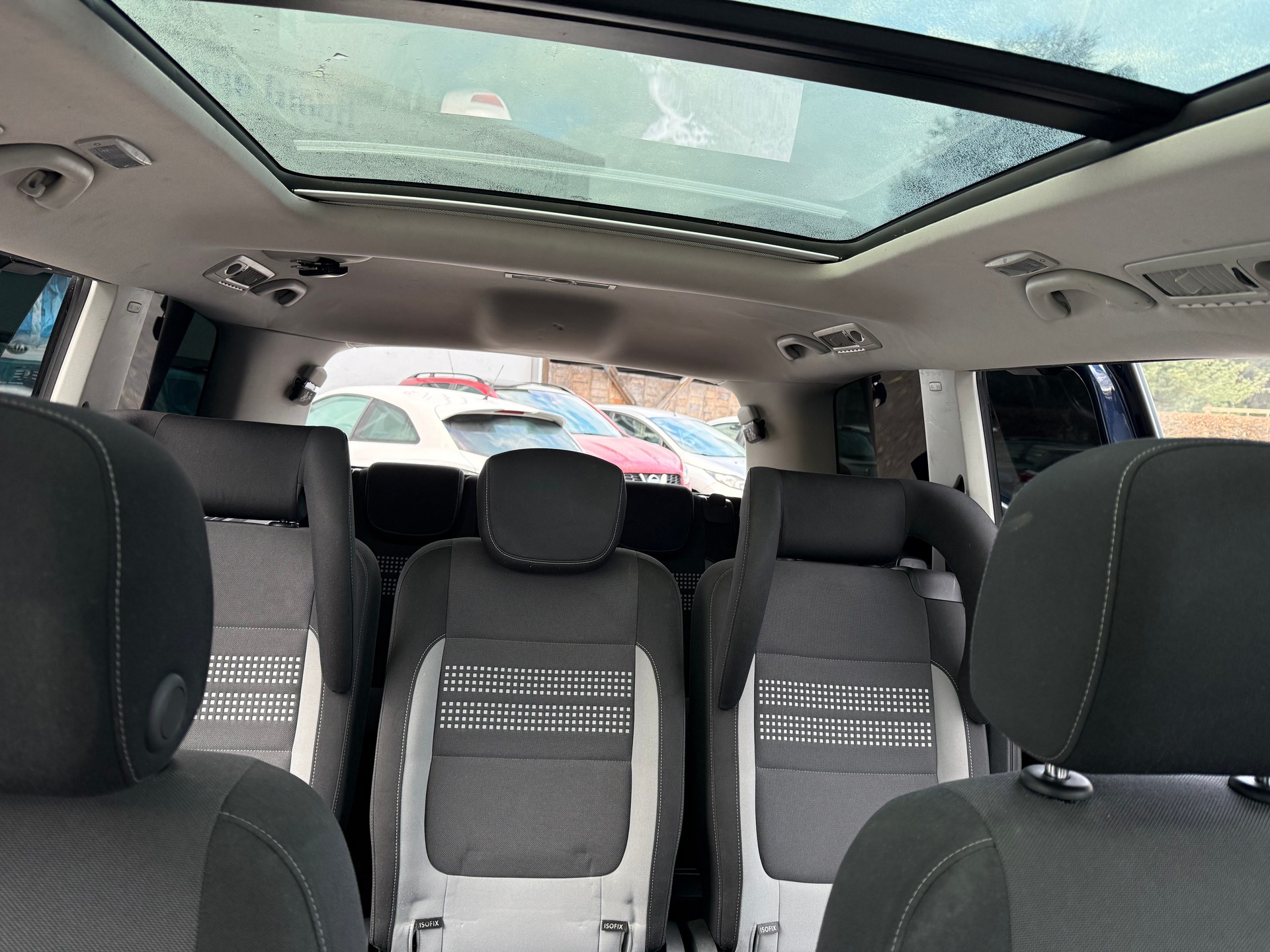 VW Sharan 2.0 TSI Highline DSG-image-14