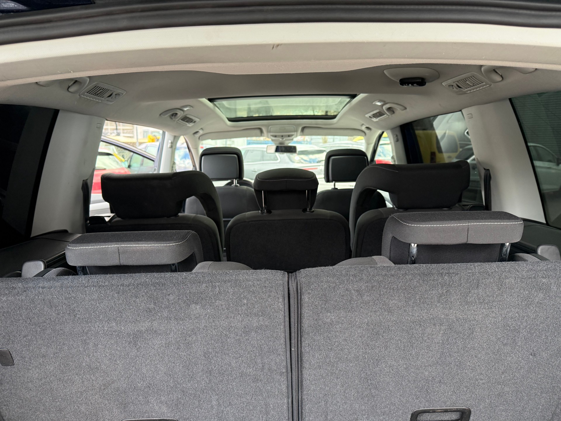 VW Sharan 2.0 TSI Highline DSG-image-13
