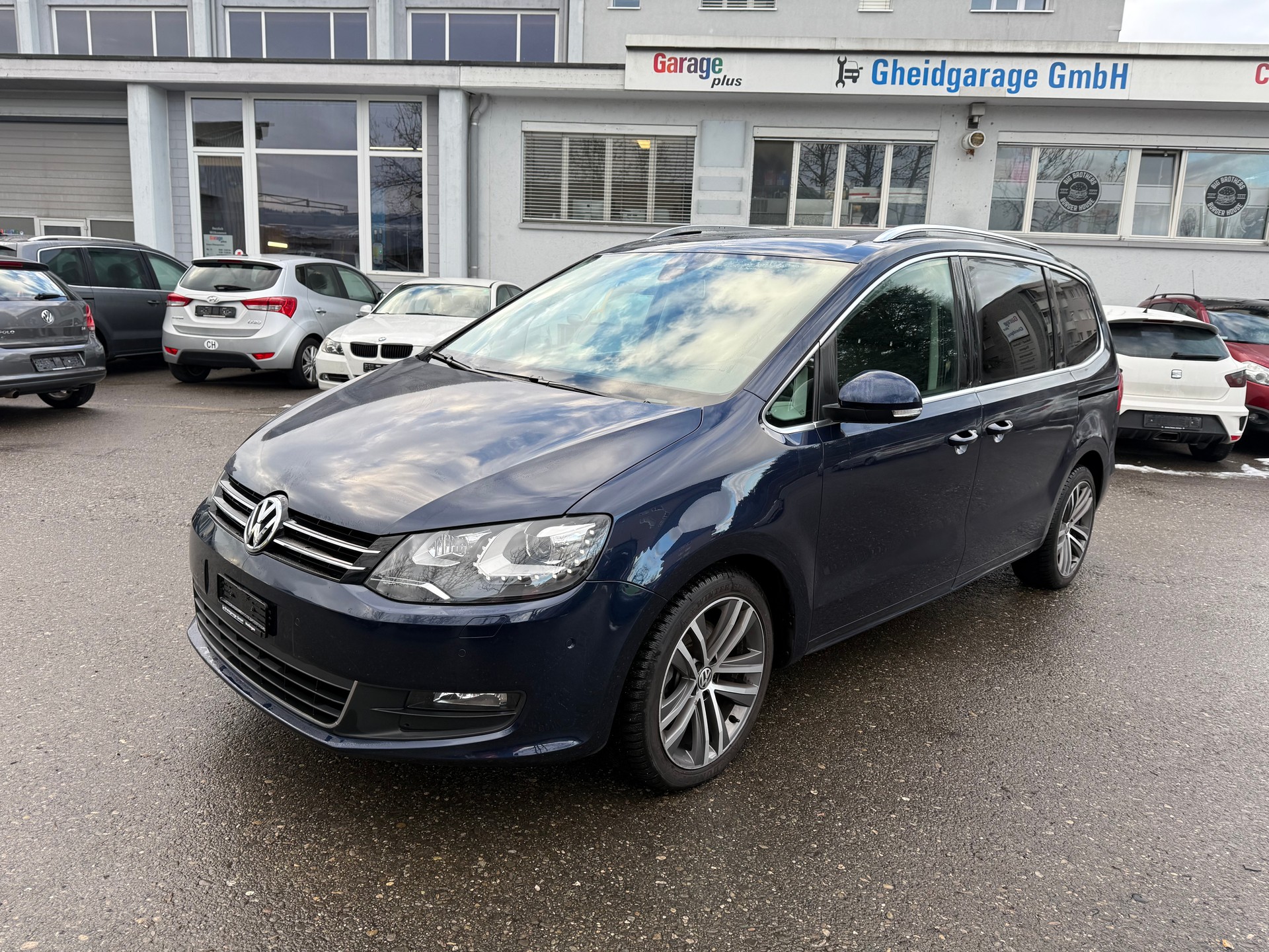 VW Sharan 2.0 TSI Highline DSG-showroom-element-1