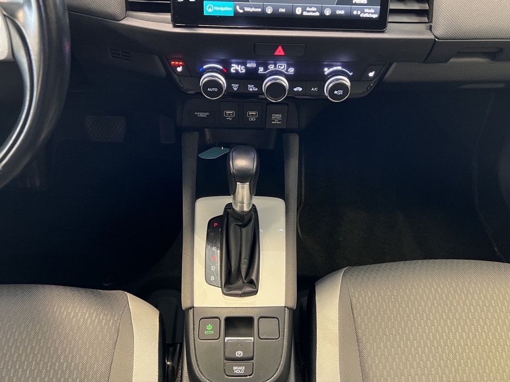 HONDA Jazz 1.5i-MMD Crosstar Executive E-CVT-image-12