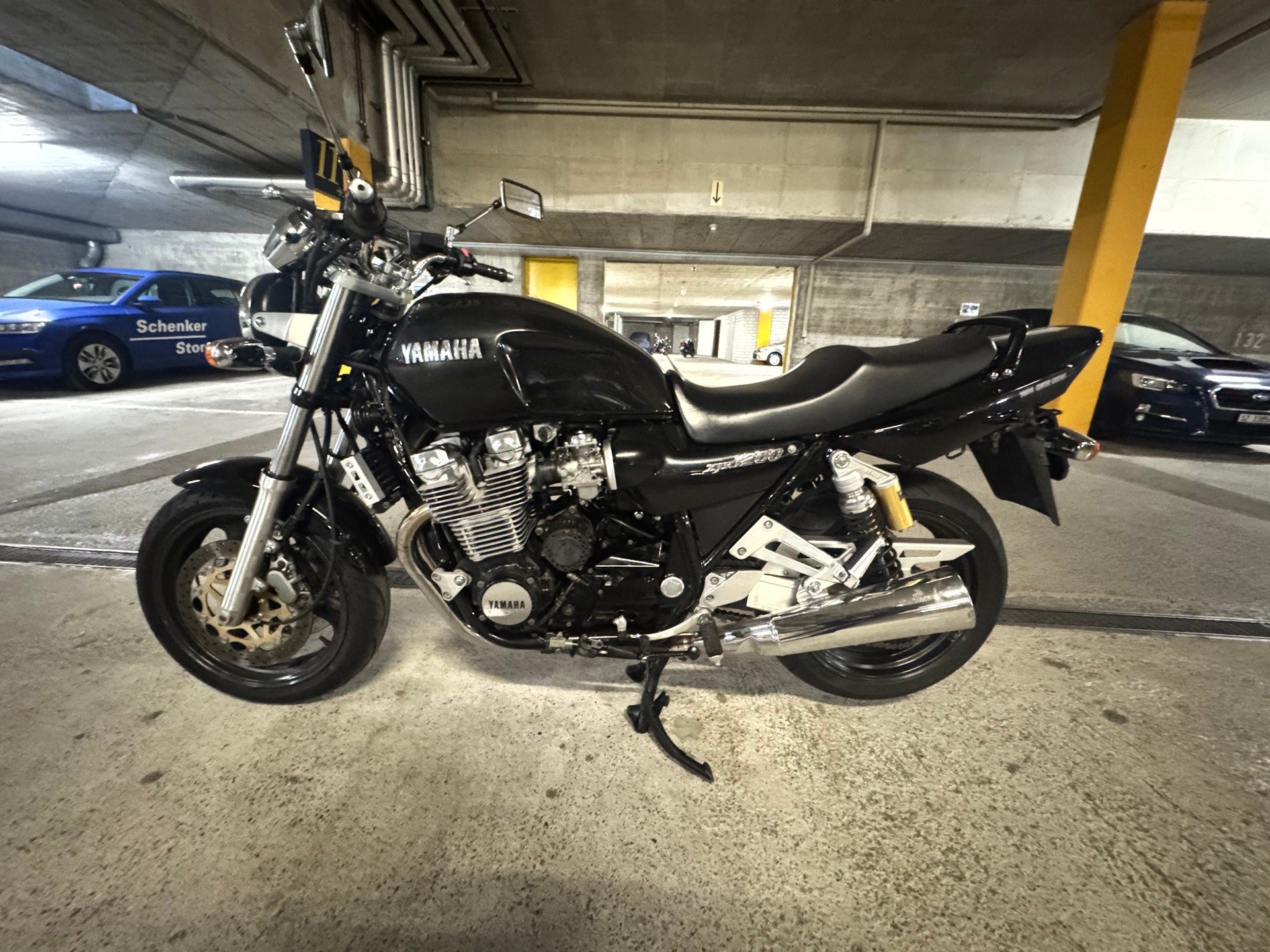 YAMAHA XJR 1200-image-5