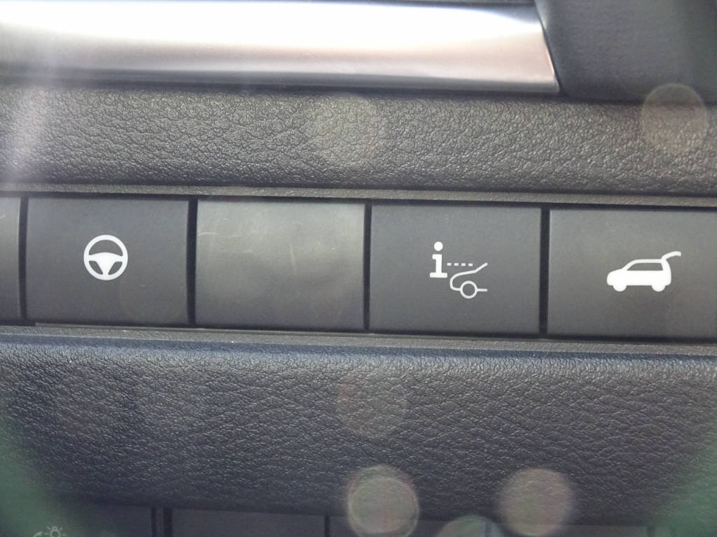 NISSAN Qashqai 1.5 VC-T Tekna+-image-15