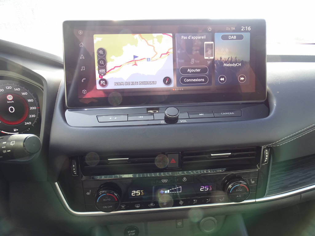 NISSAN Qashqai 1.5 VC-T Tekna+-image-11