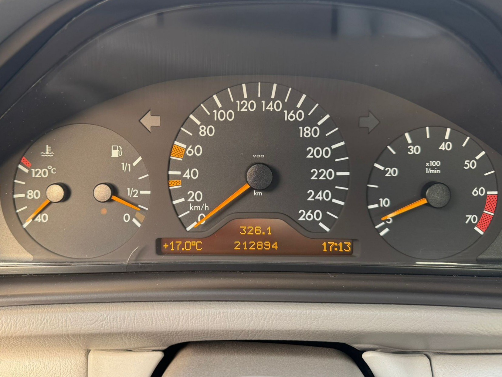 MERCEDES-BENZ CLK 430 Elégance Automatic-image-12