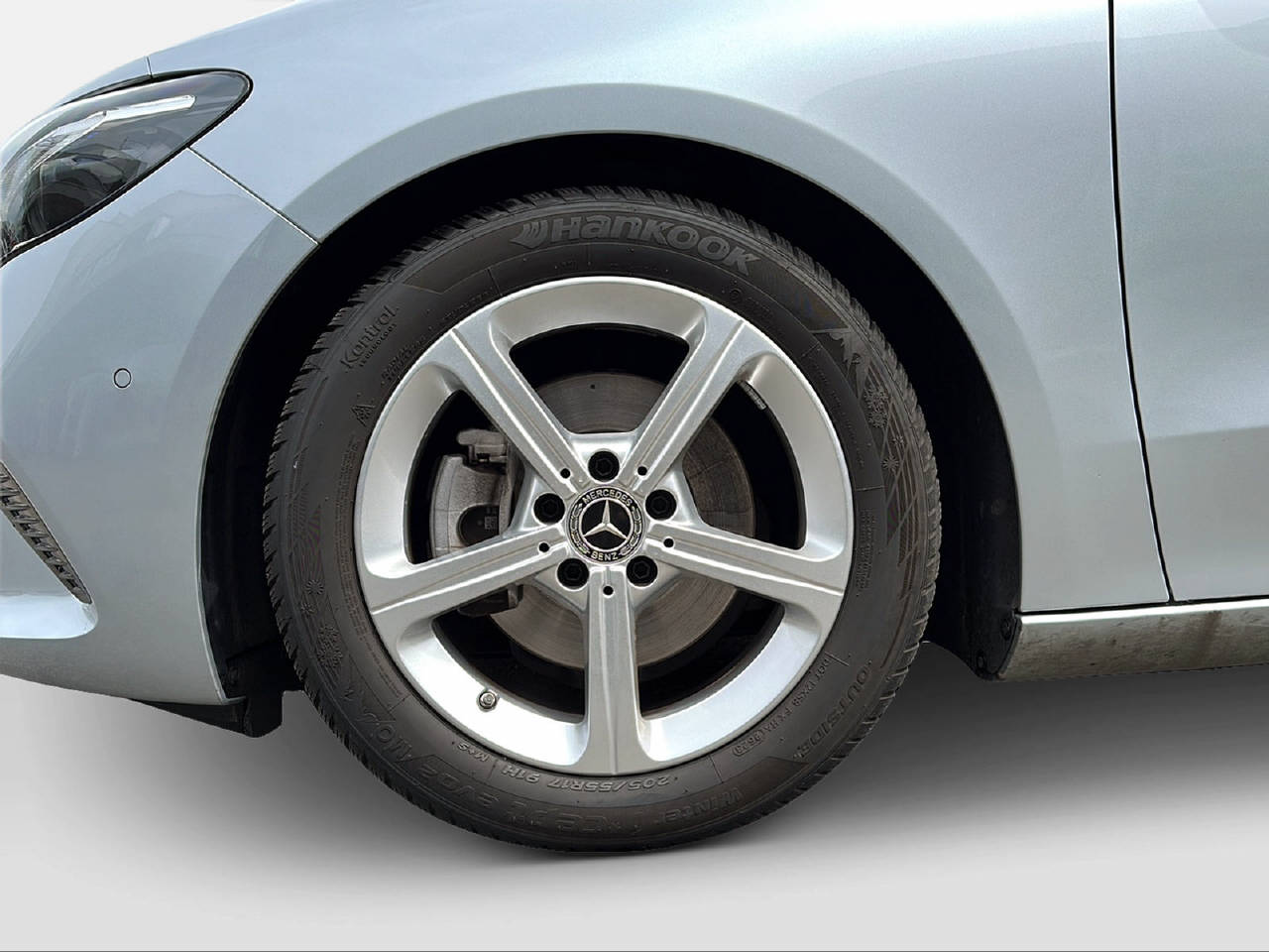 MERCEDES-BENZ B 200 Progressive-image-14