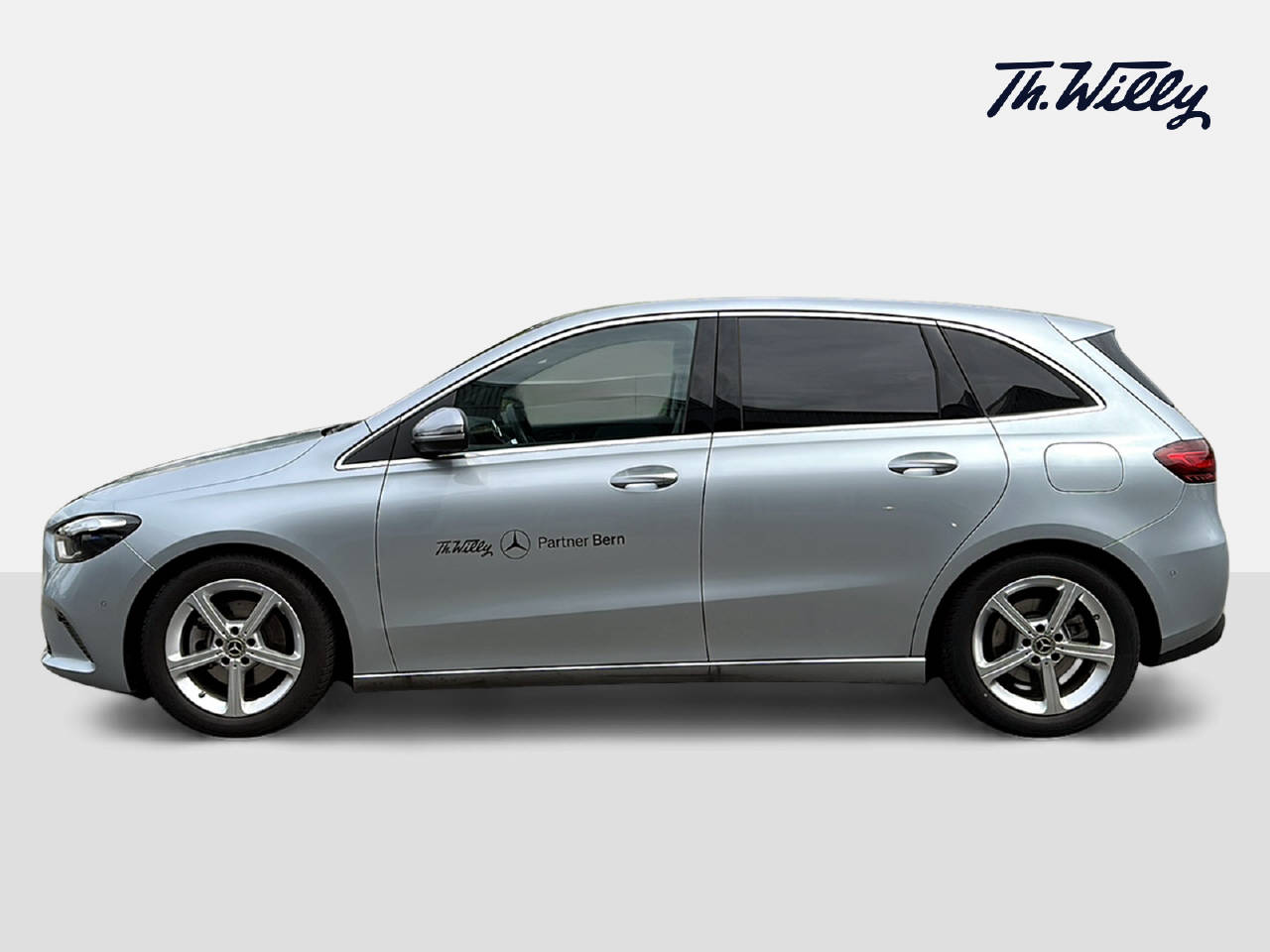 MERCEDES-BENZ B 200 Progressive-image-7