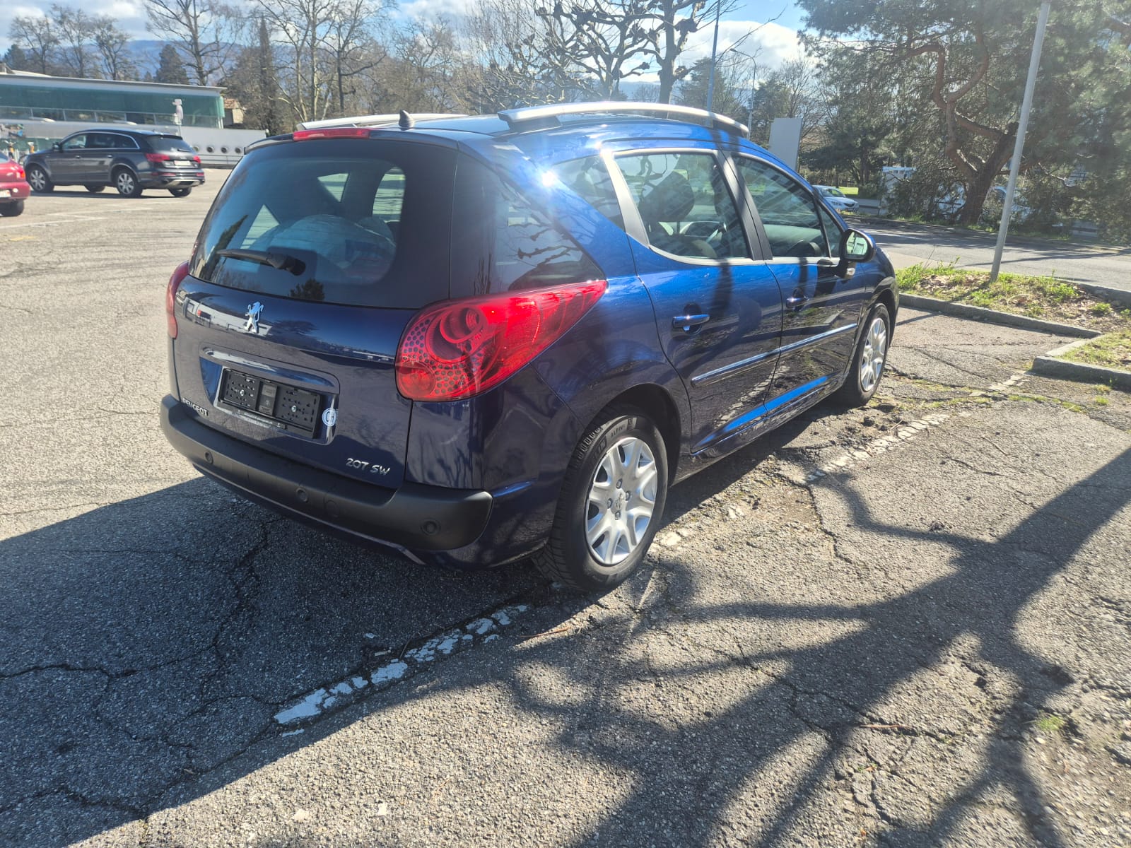 PEUGEOT 207 SW 1.4 16V Allure-showroom-element-3