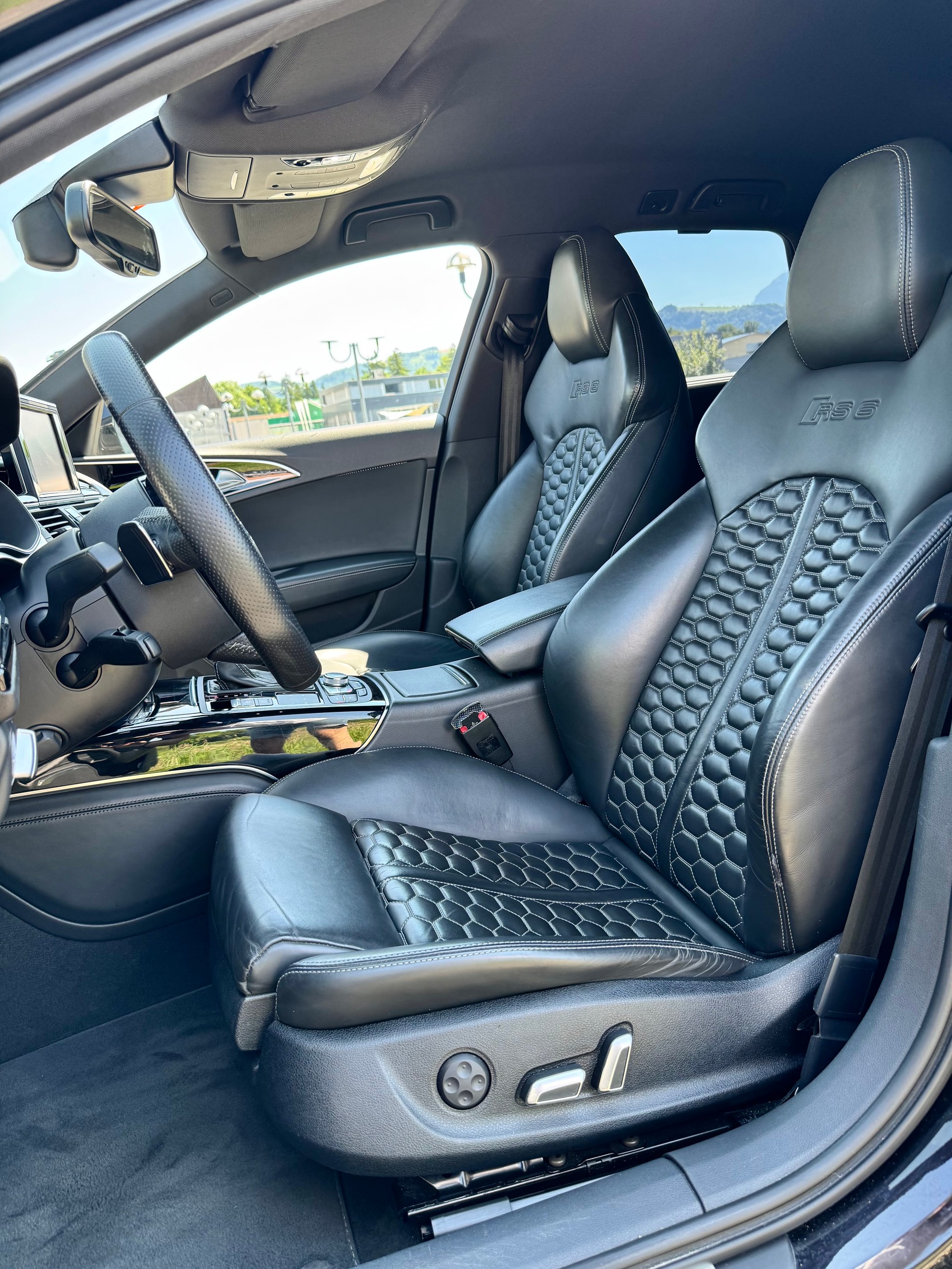 AUDI RS6 Avant 4.0 TFSI V8 quattro Tiptronic / ab MFK bei Verkauf-image-7
