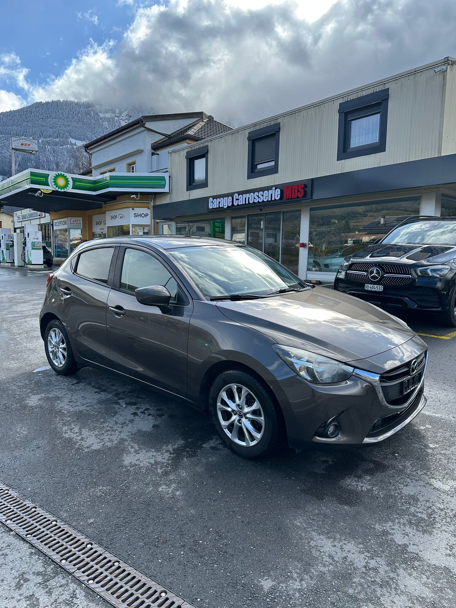 MAZDA 2 1.5i 16V Skyactiv-G Revolution Drive-image-2