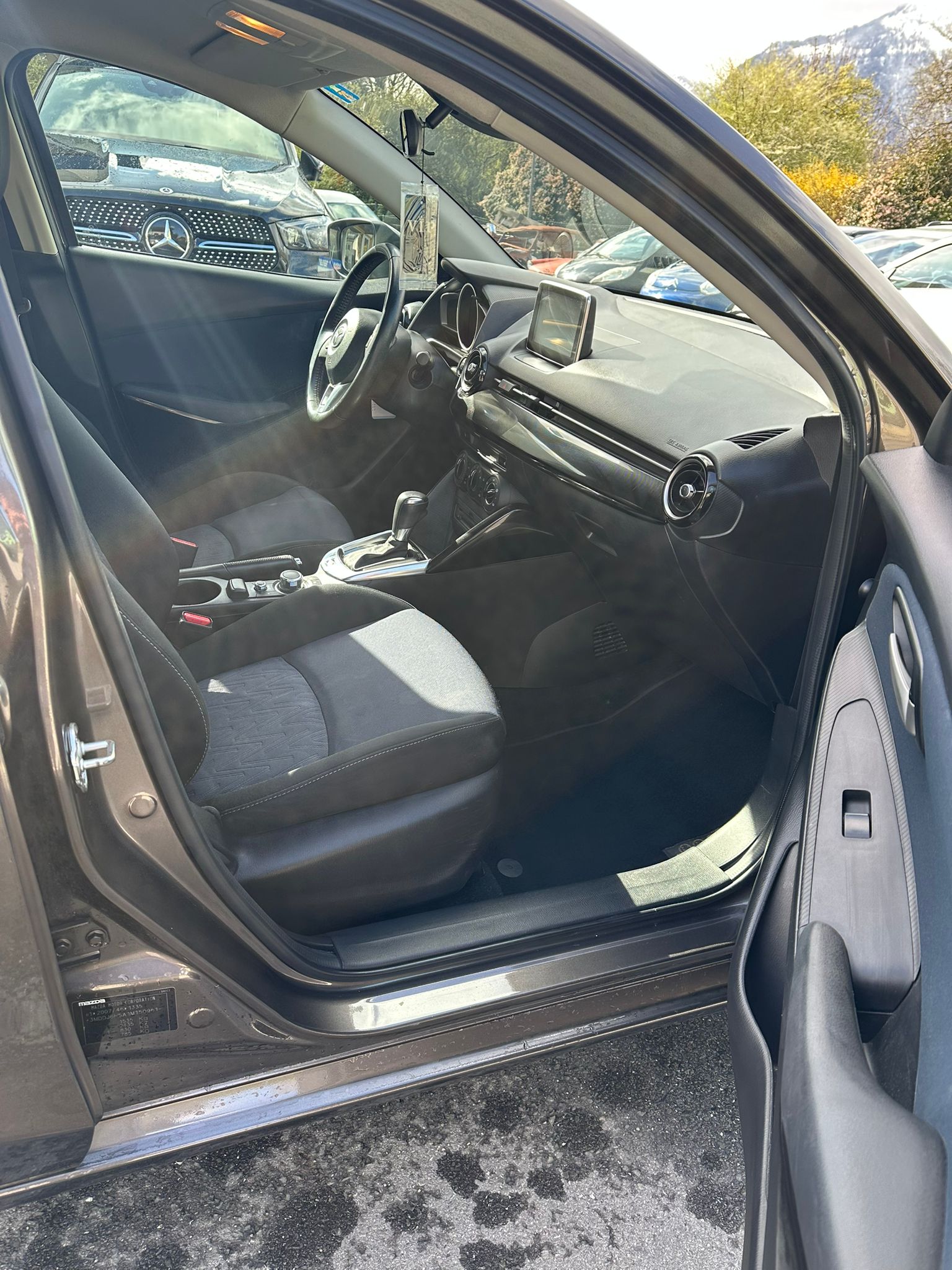 MAZDA 2 1.5i 16V Skyactiv-G Revolution Drive-image-10