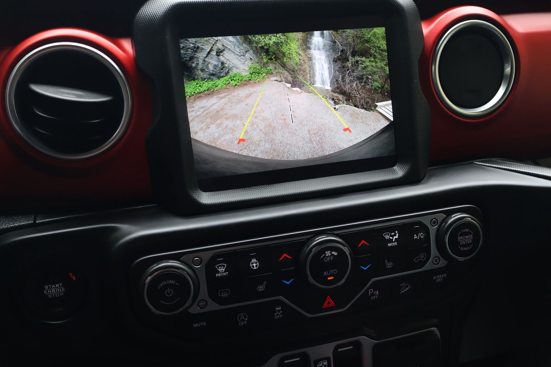 JEEP Wrangler 2.0 Unlimited Rubicon Automatic-image-15