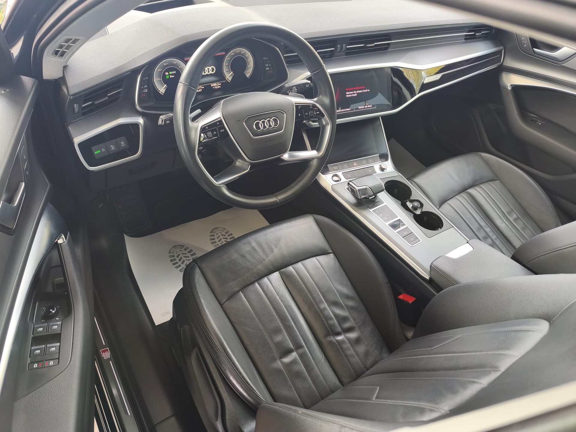 AUDI A6 Avant 50 TFSIe quattro S-tronic-image-7