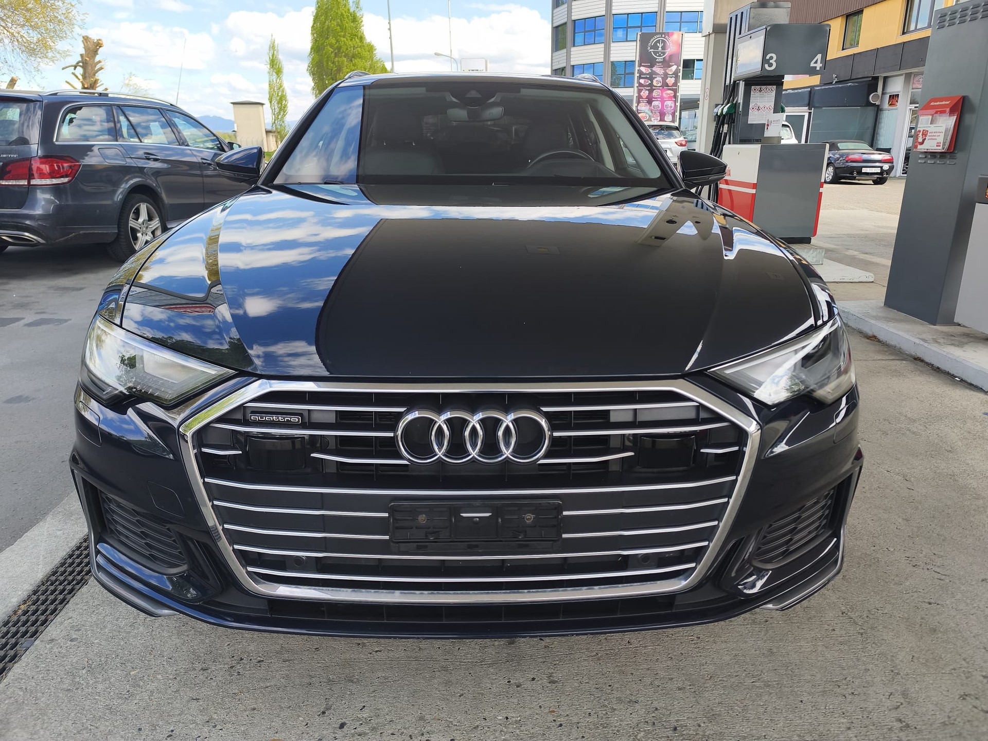 AUDI A6 Avant 50 TFSIe quattro S-tronic-image-3
