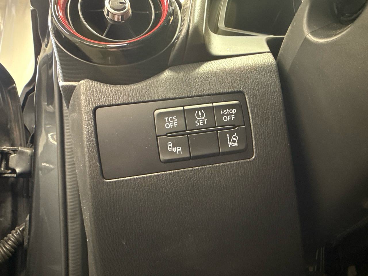 MAZDA CX-3 1.5 D Revolution AWD Skyactiv Drive-image-7