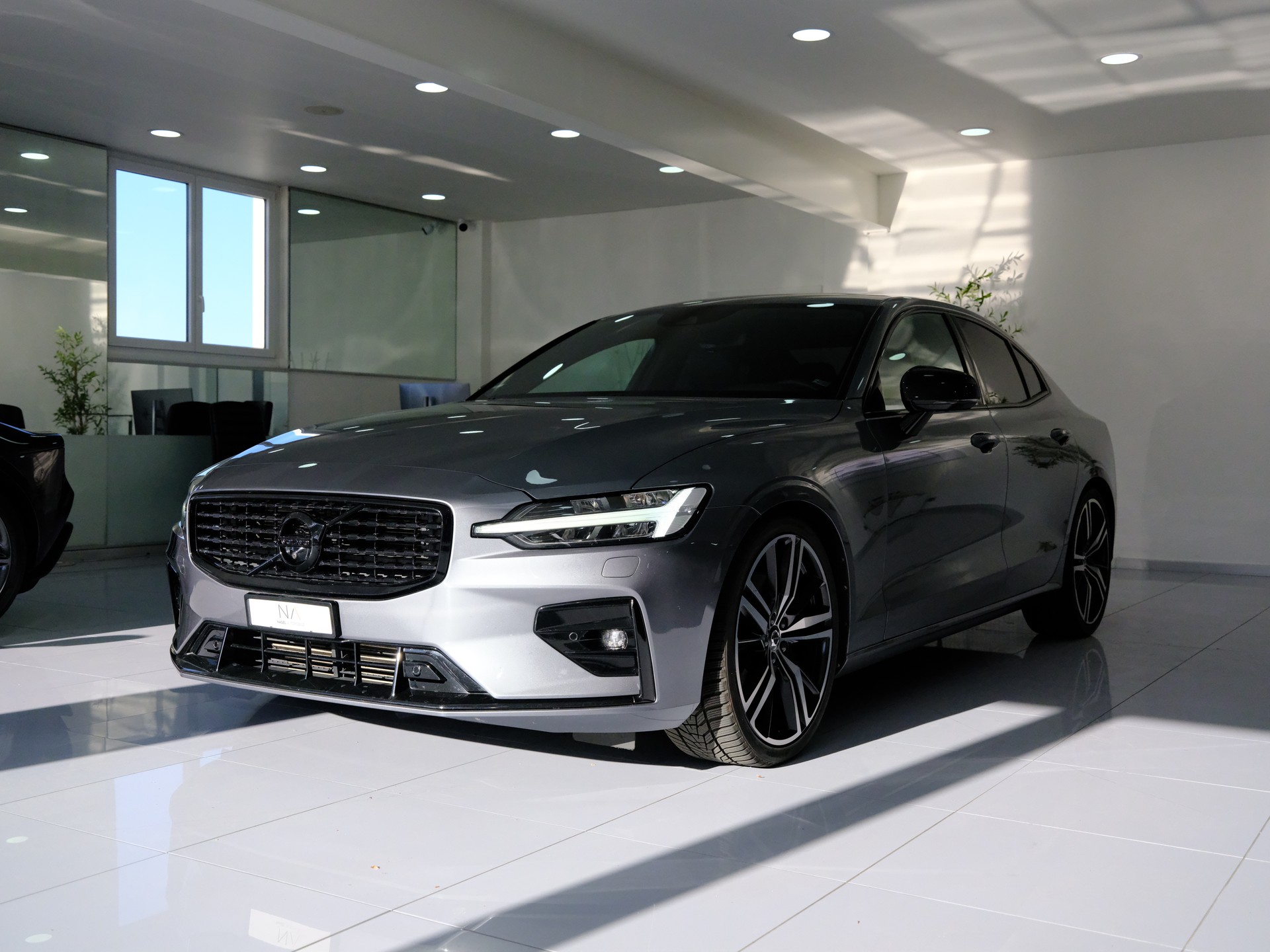 VOLVO S60 T5 R-Design Geartronic-showroom-element-3