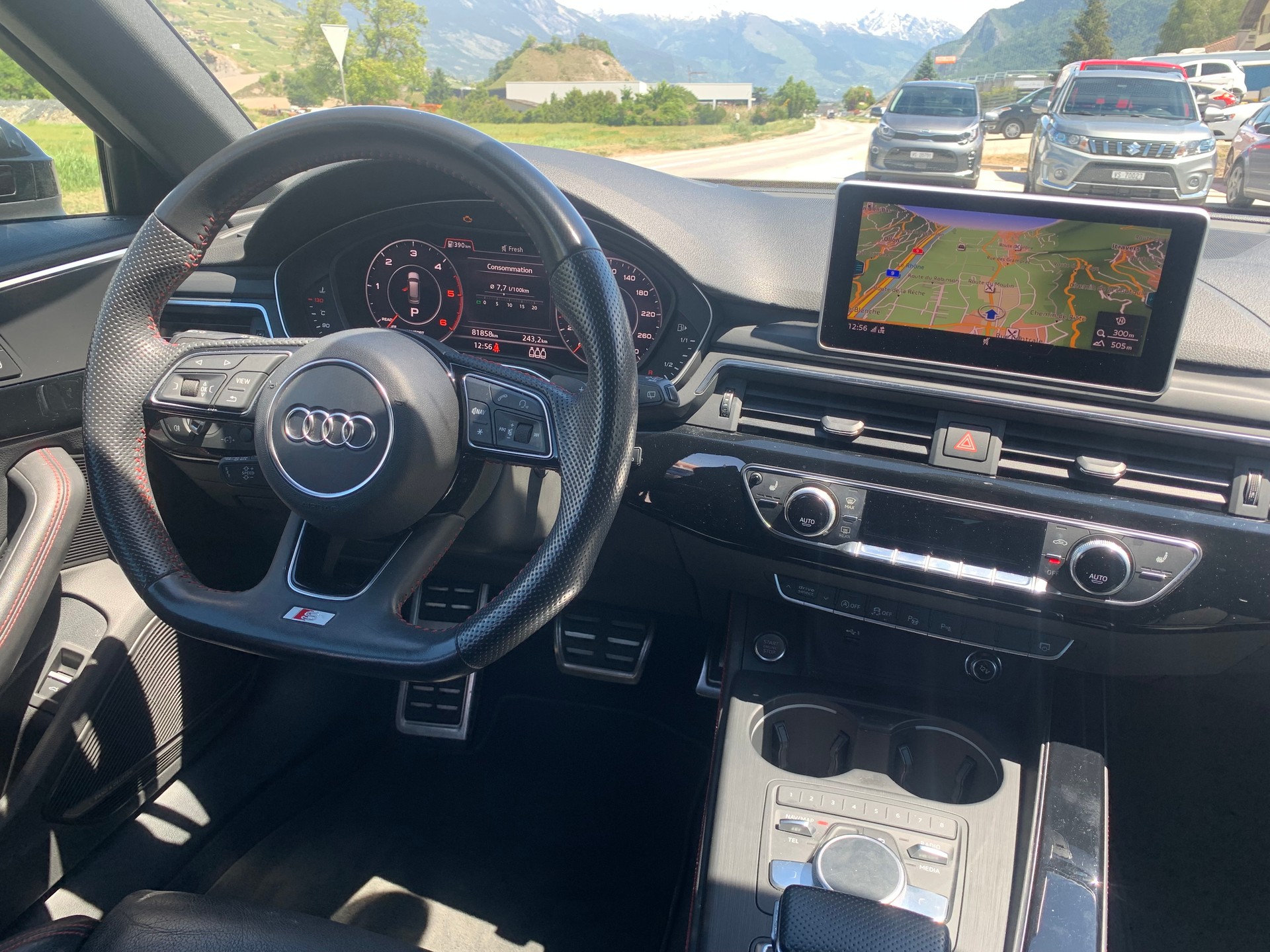 AUDI A4 Avant 40 TDI quattro S-tronic-image-18