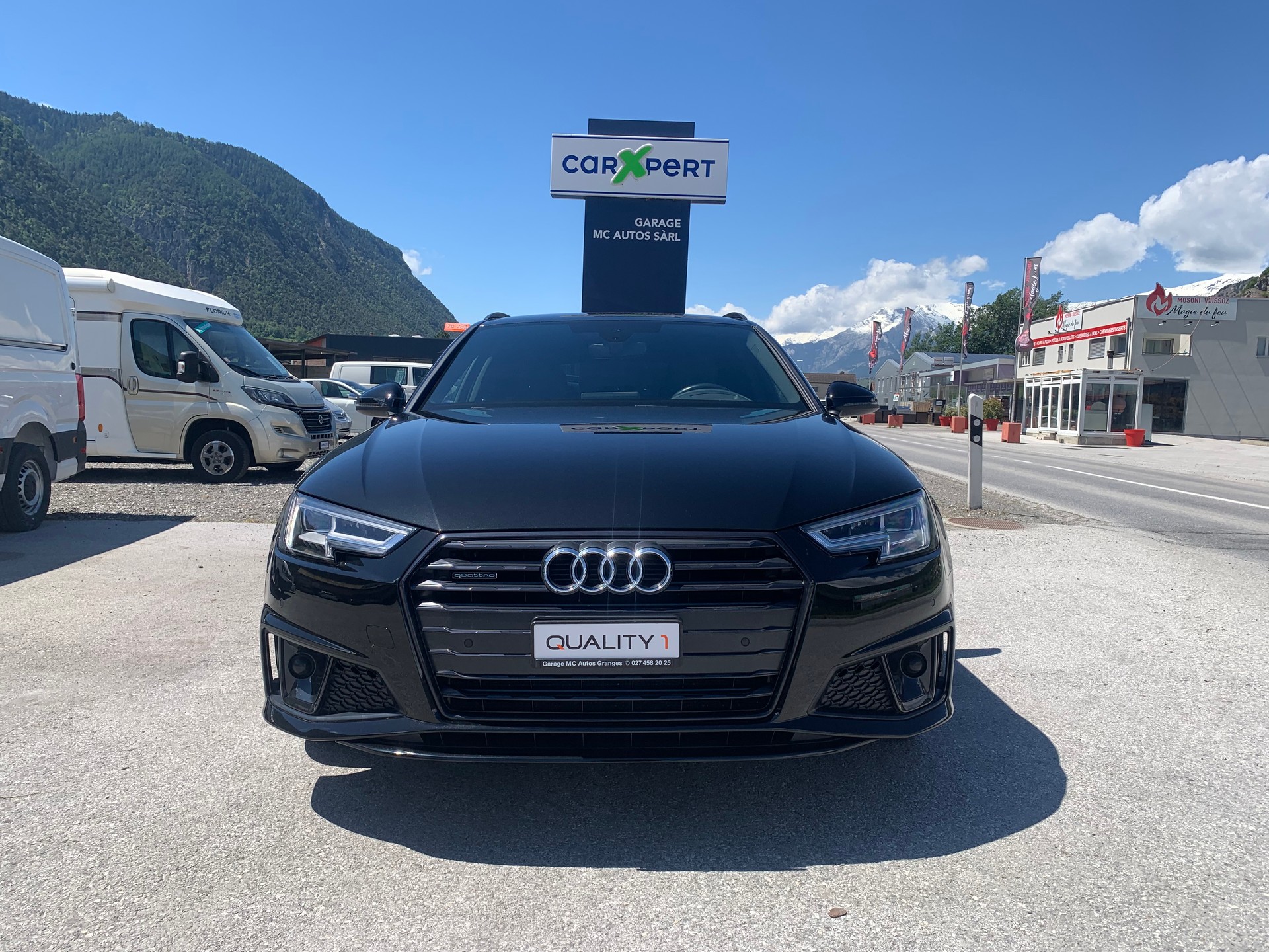 AUDI A4 Avant 40 TDI quattro S-tronic-showroom-element-1