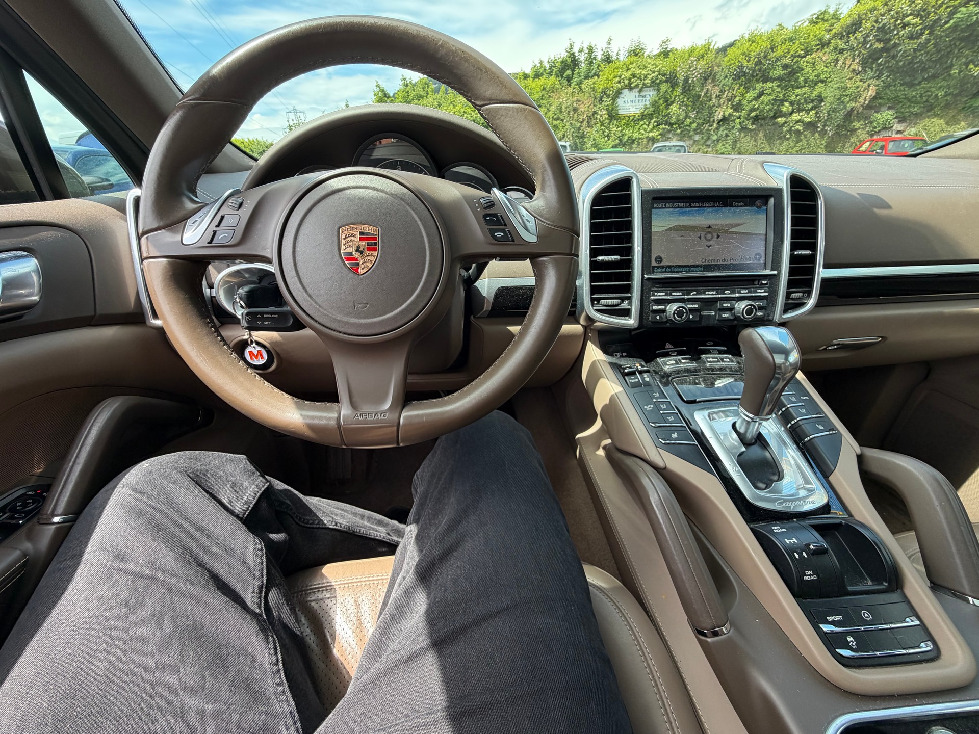 PORSCHE Cayenne Diesel-image-2