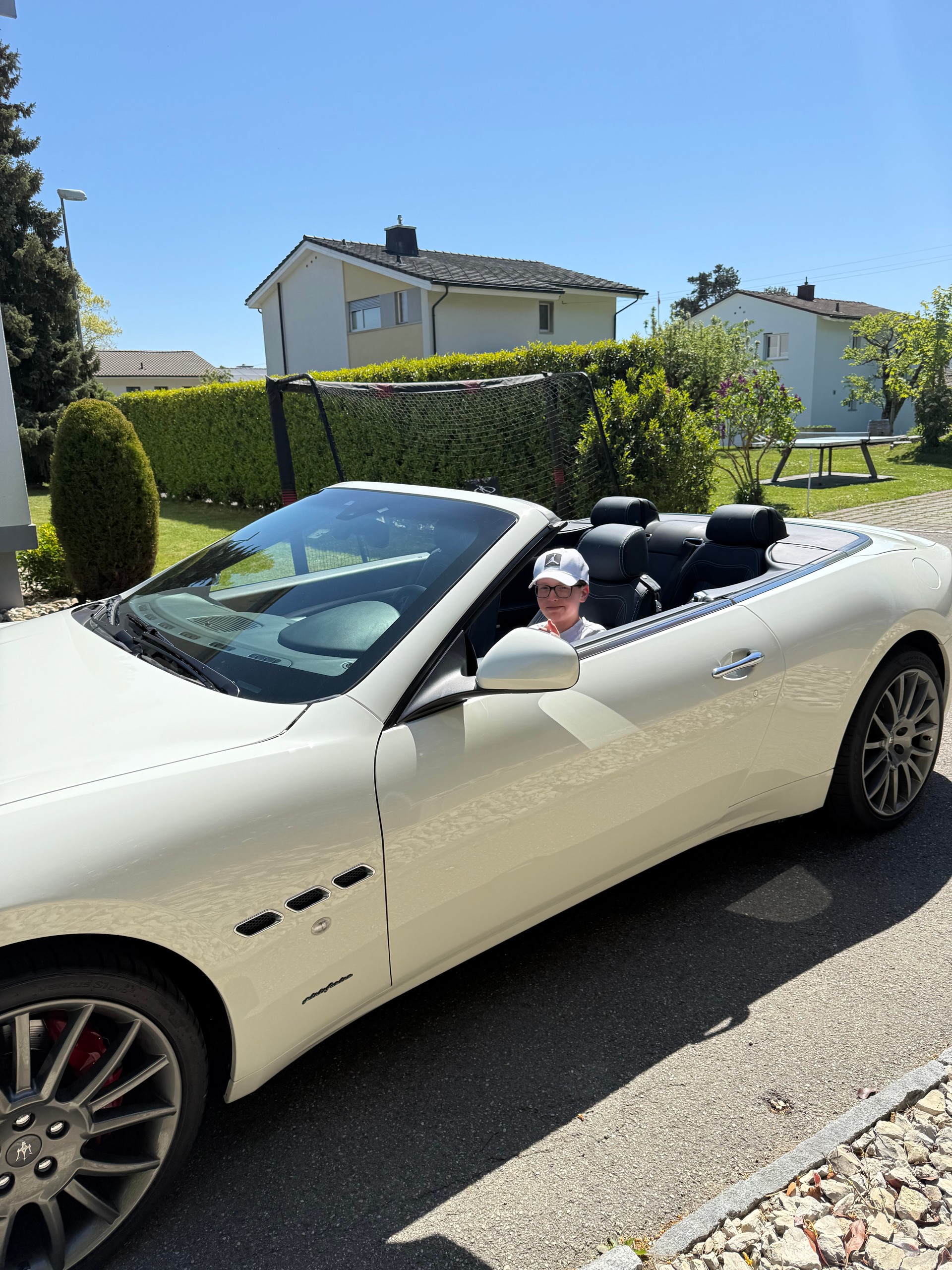 MASERATI GRANCABRIO-image-1