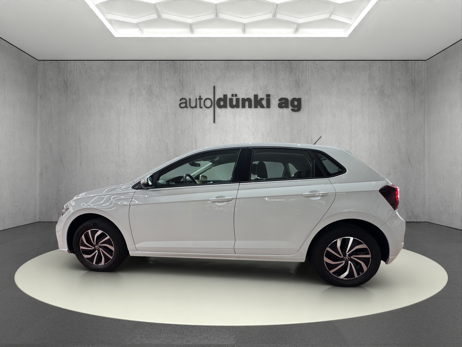 VW Polo 1.0 TSI Life DSG-showroom-element-1
