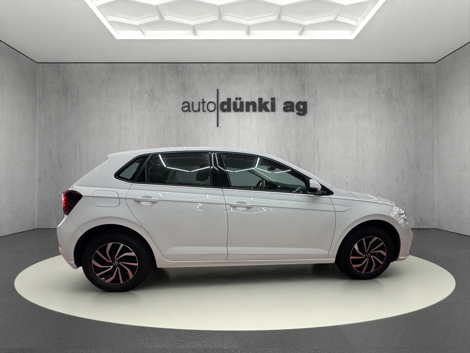 VW Polo 1.0 TSI Life DSG-image-4