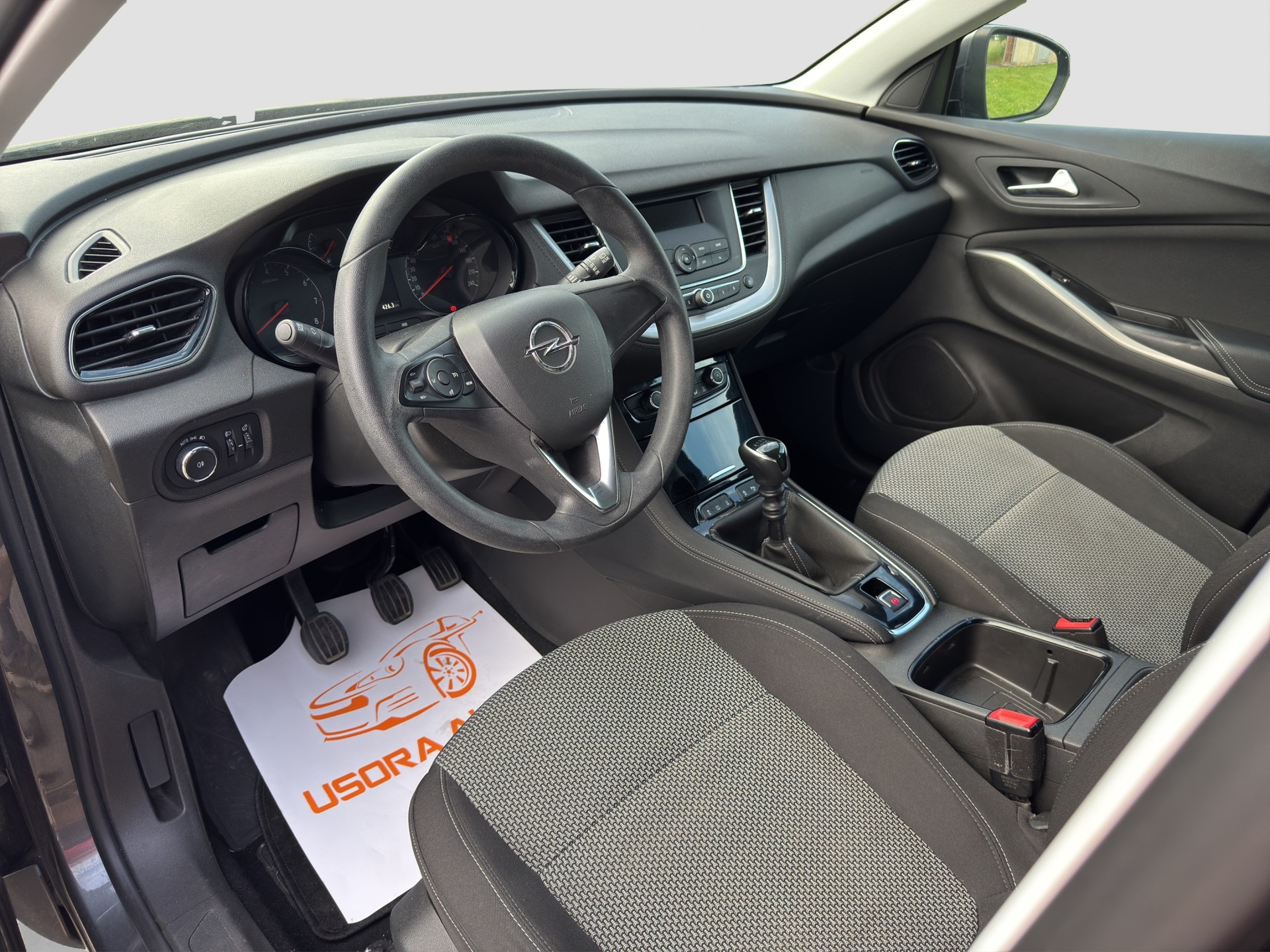OPEL GRANDLAND X-image-12