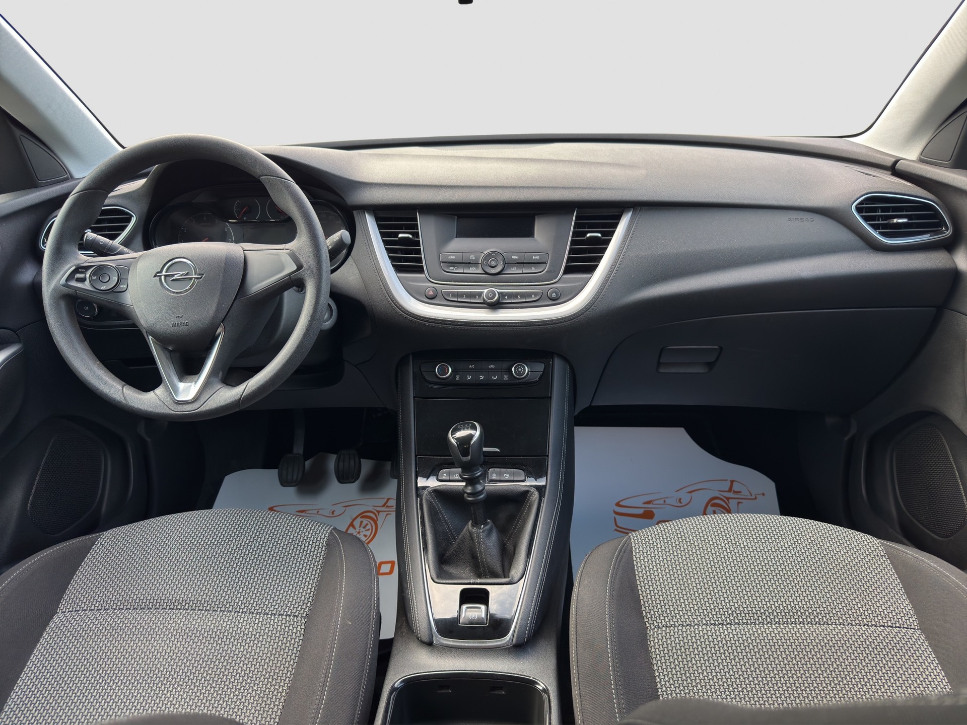 OPEL GRANDLAND X-image-9