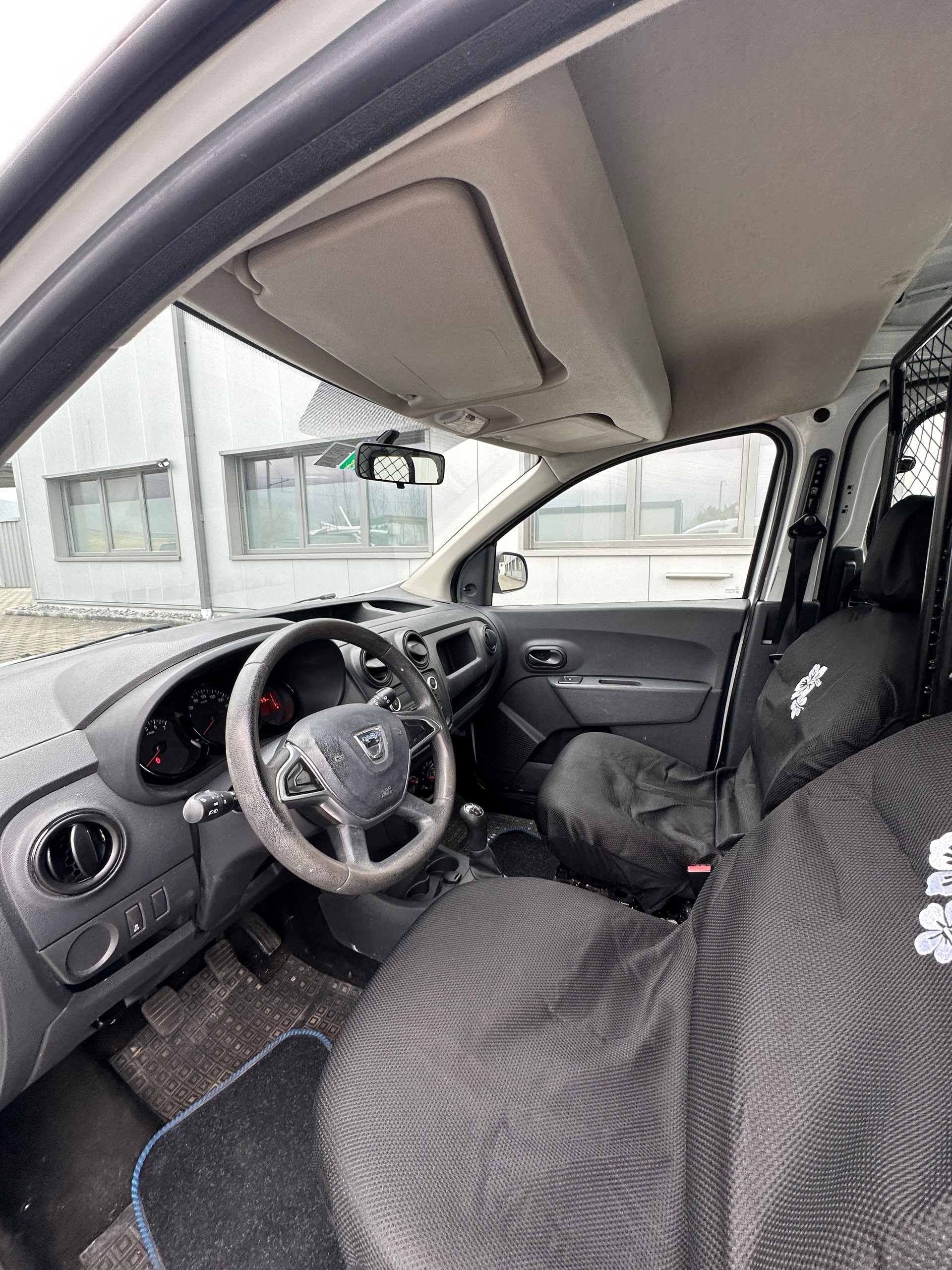 DACIA Dokker 1.2 T Ambiance-image-11