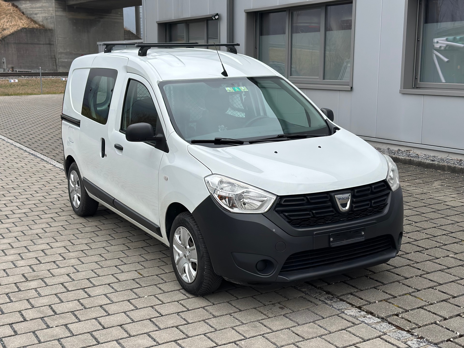 DACIA Dokker 1.2 T Ambiance-image-3